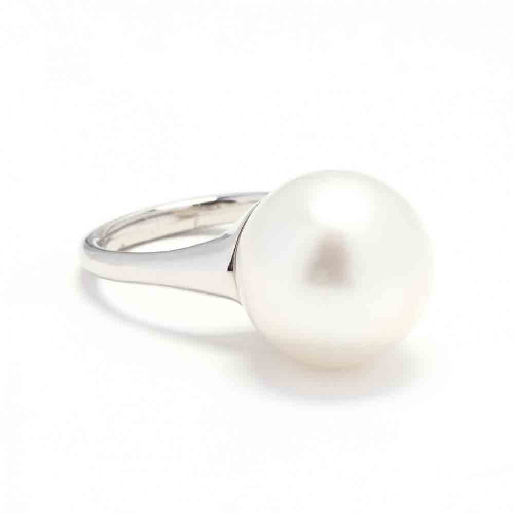 Platinum and South Sea Pearl Ring, Suna Brothers - Image 2 of 6