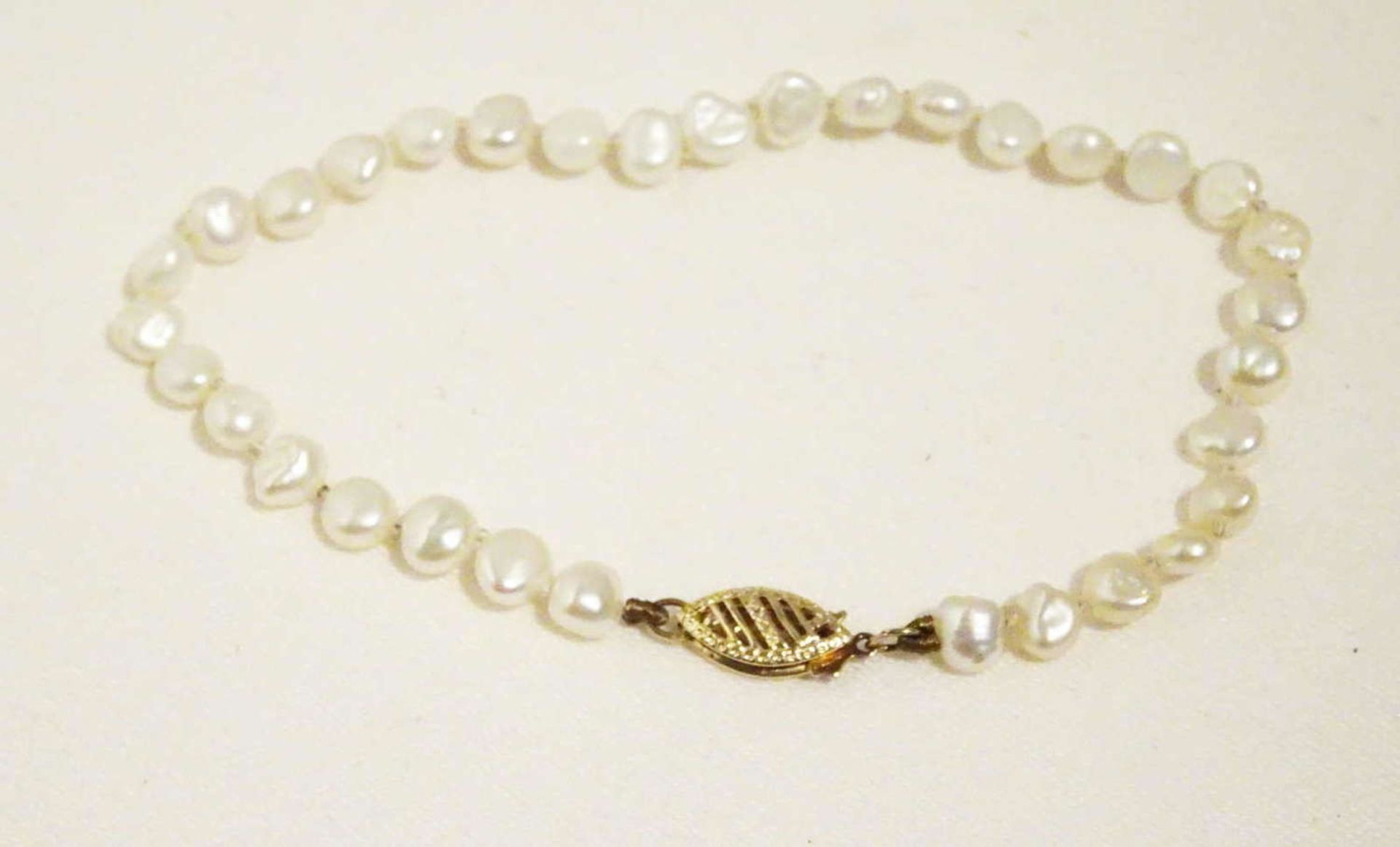 River pearl bracelet, 585 yellow gold clasp, length approx. 18 cm.