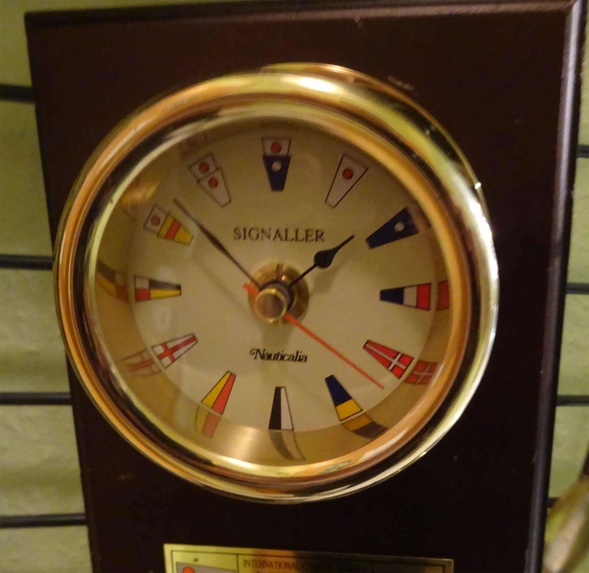 Signal ship's clock, quartz, 24x15 cm - Image 2 of 2