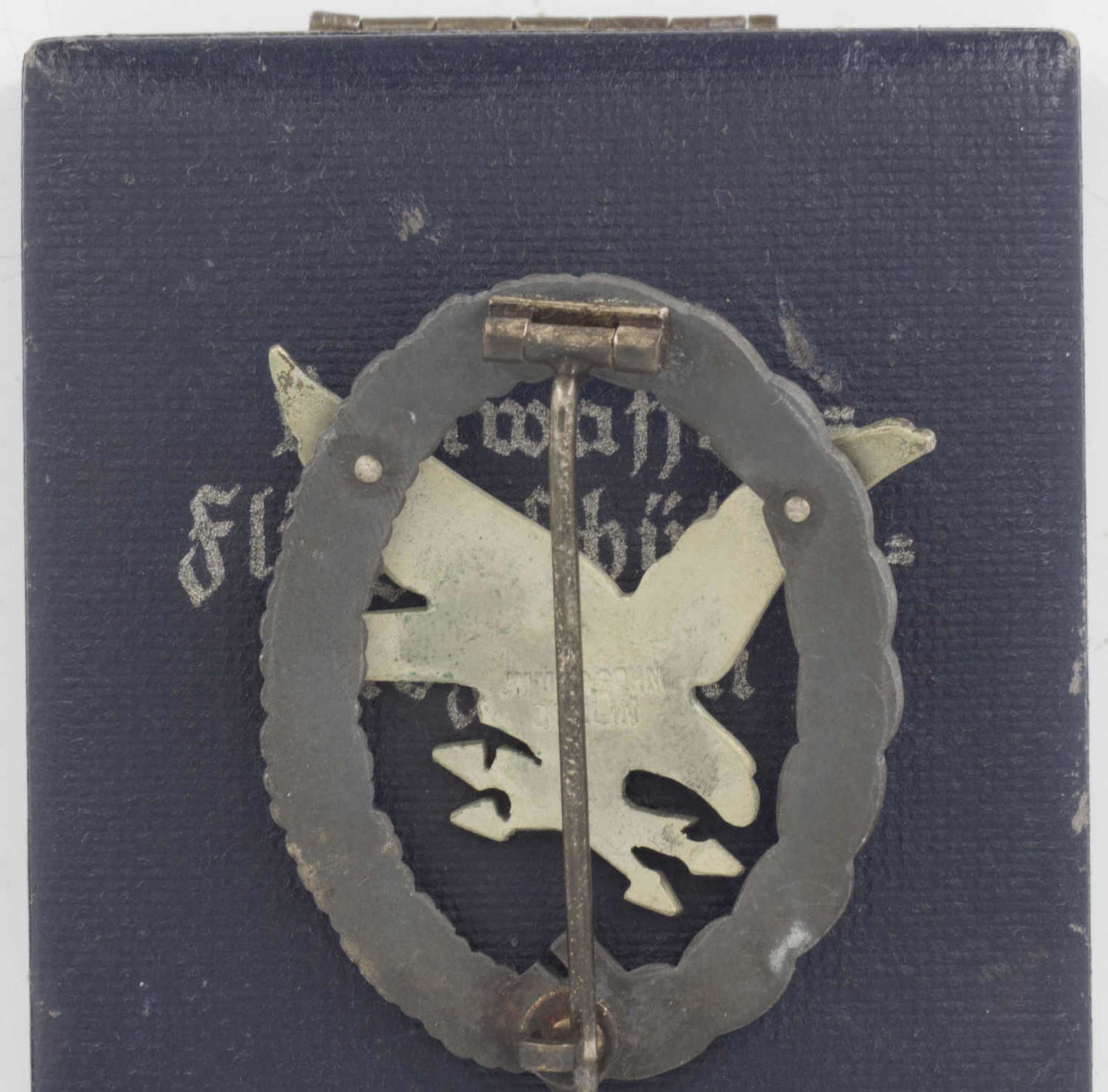 Aviator gun badge, manufacturer: Jmme & Sohn Berlin. Weight: approx.28.3 g. In a case. - Bild 2 aus 3