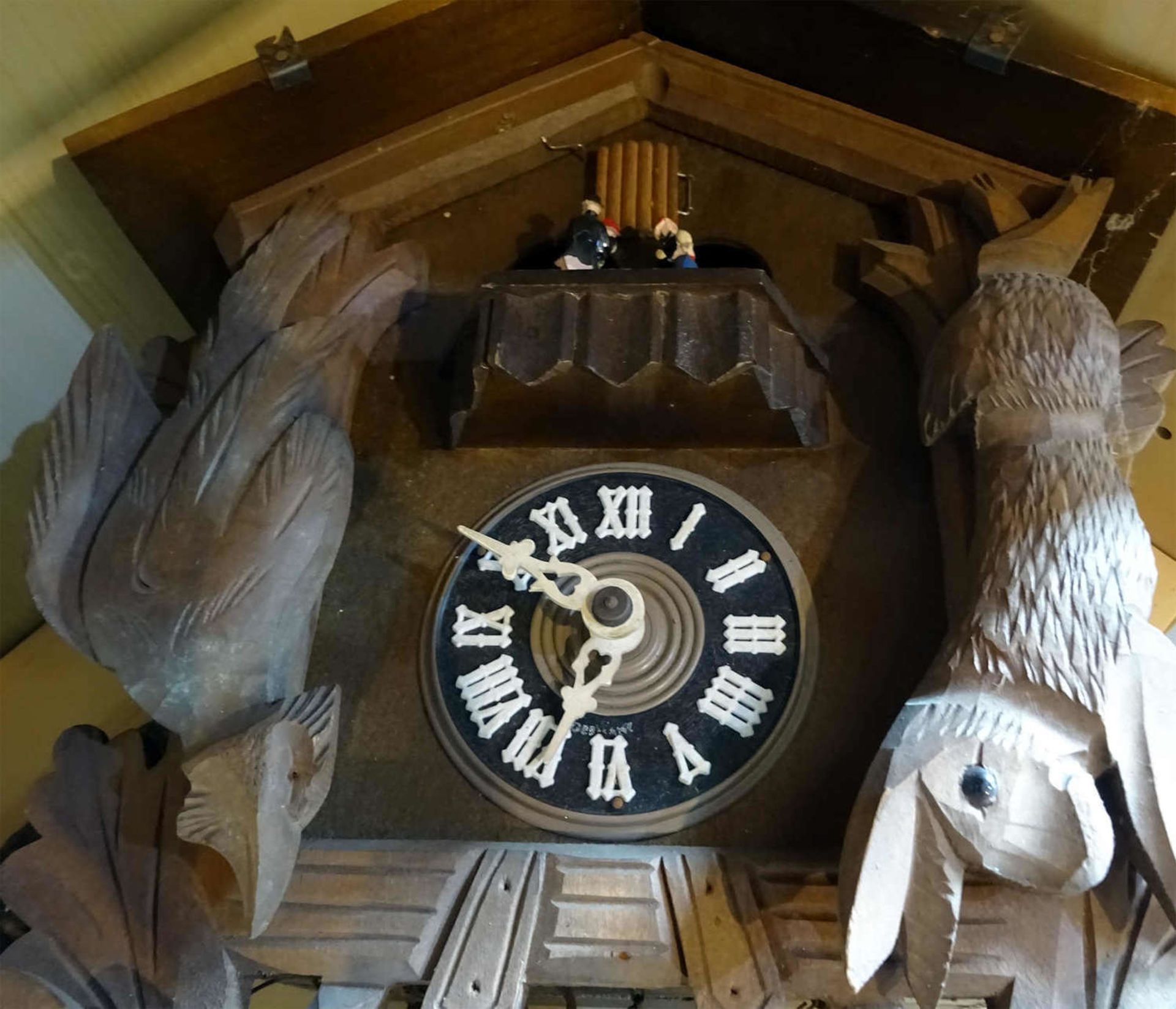 1 larger older wooden carved cuckoo clock with Regula-Werk, to prepare. - Image 2 of 2