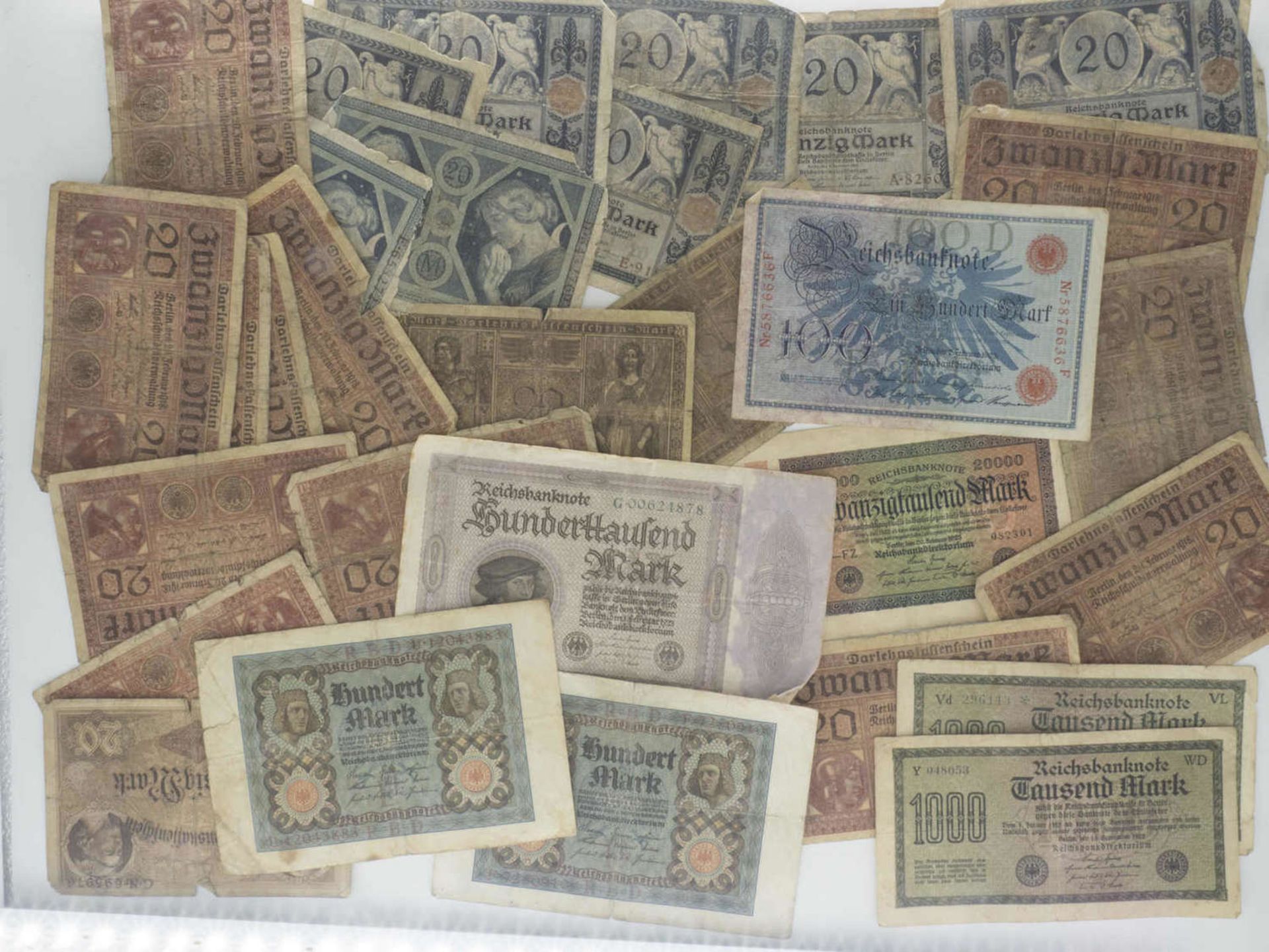 Germany, lot of banknotes / loan notes, very bad condition. Please visit.