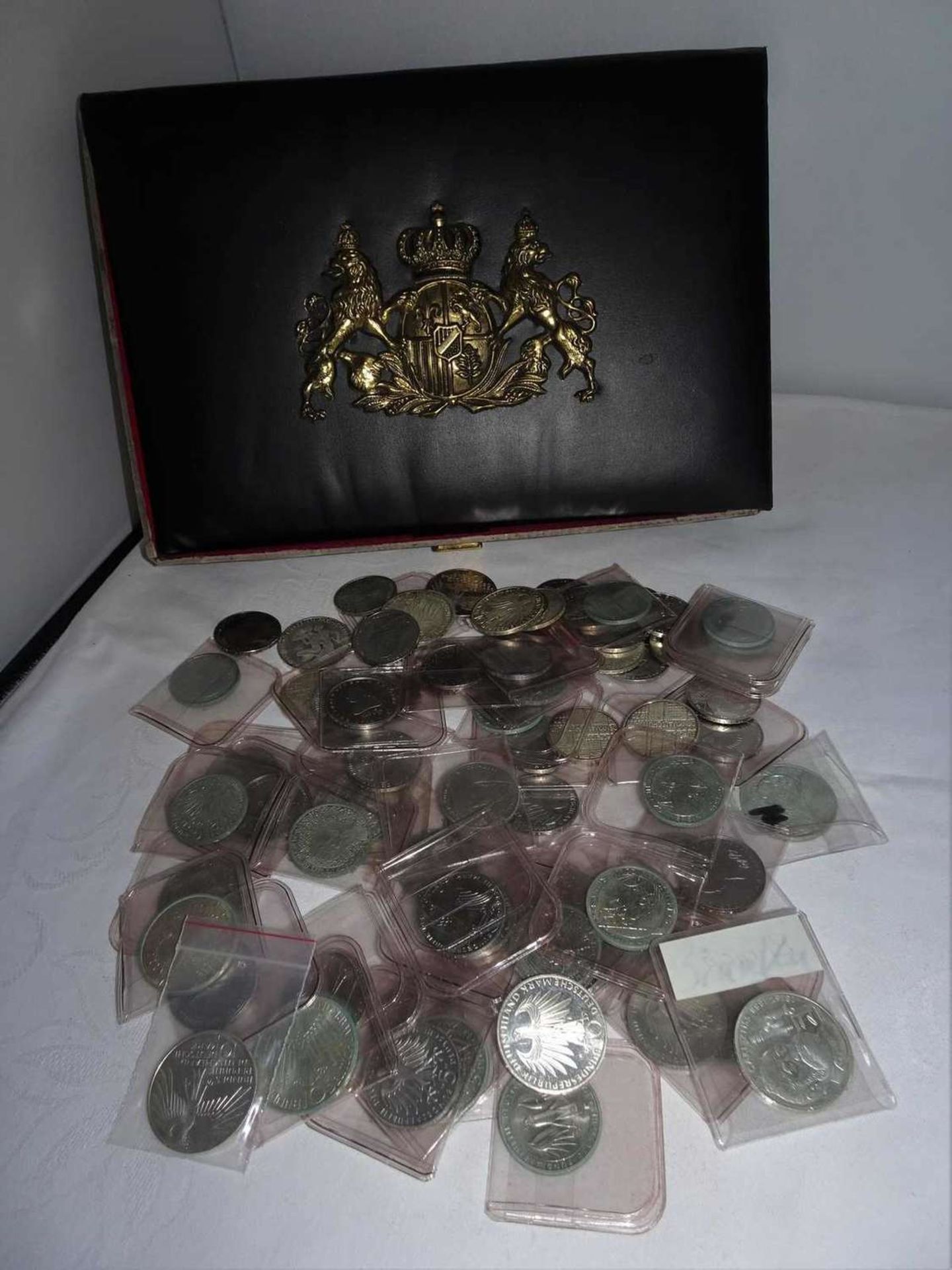 Lot FRG coins, 5 and 10 DM pieces, thereby 61x 5 DM, 15x 10 DM, a total of 455 DM. - Image 2 of 4