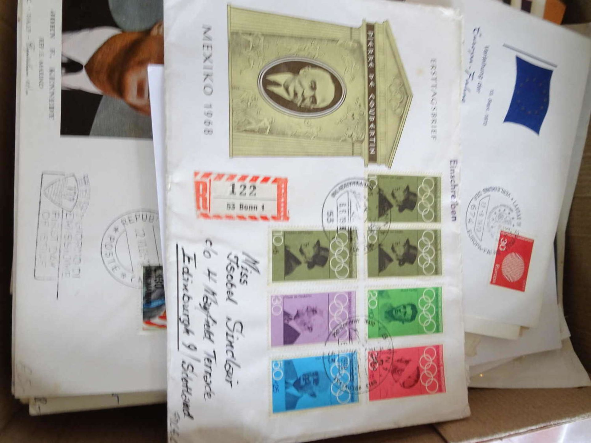 Small cardboard box full of philately remains, along with nice documents and cards. Please visit! - Bild 2 aus 2