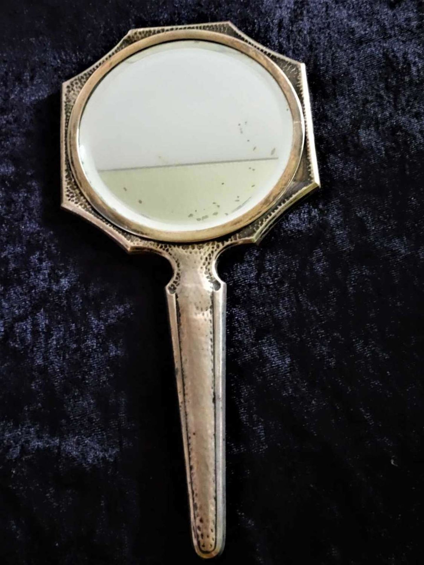 1 old hand mirror, 800 silver, with signs of wear. Height about 24.5 cm.