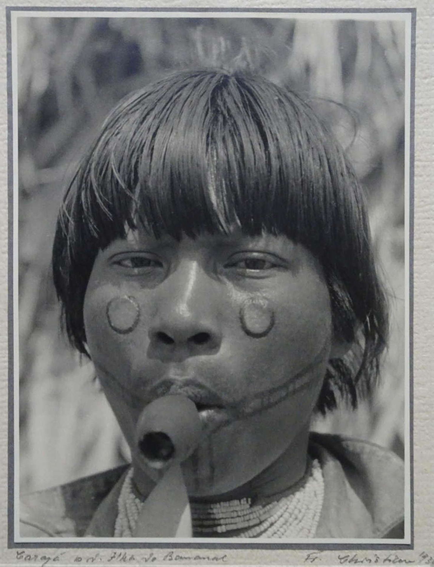 Photographs of a Carajá, dated 1939, in pencil on the carrier box. 2 black and white photos of a - Image 3 of 3