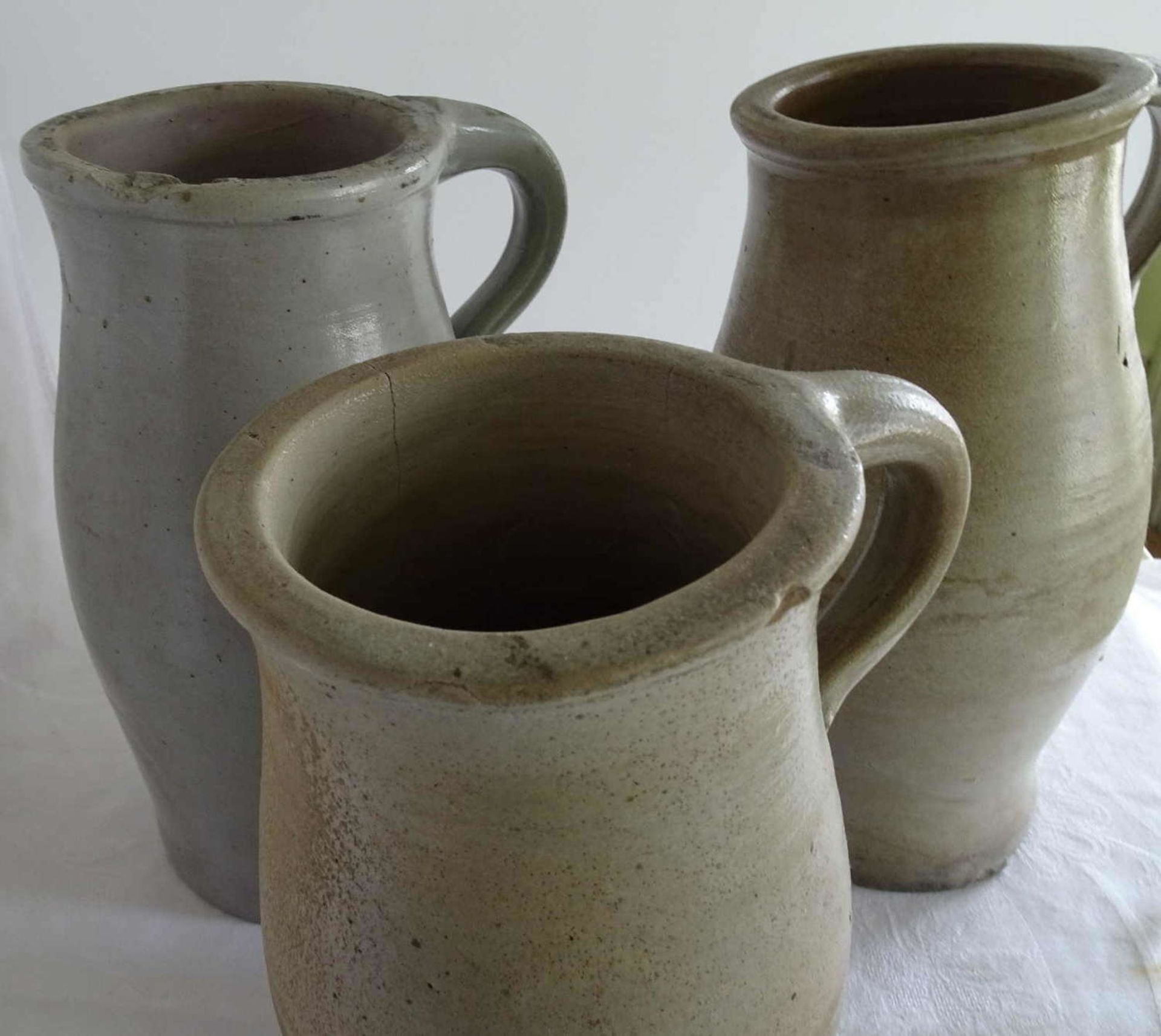 3 old buttermilk jugs, different models. Partly with chip - Image 2 of 2