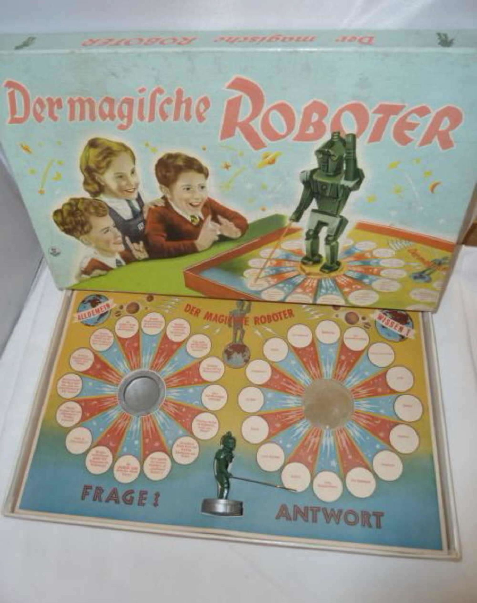 The Magic Robot, Question and Answer Game, 1960s. Very good condition, probably complete with 8 play