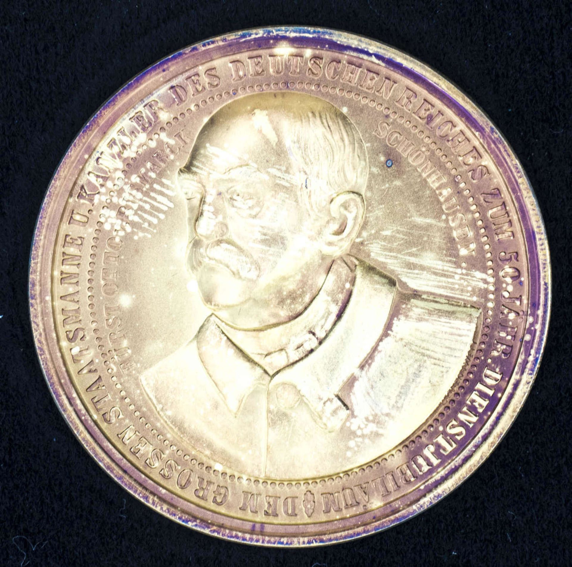 Gedenkmedaille "Otto von Bismarck", Silber 999 mit Feinvergoldung. Gewicht: ca. 45 g. Durchmesser: