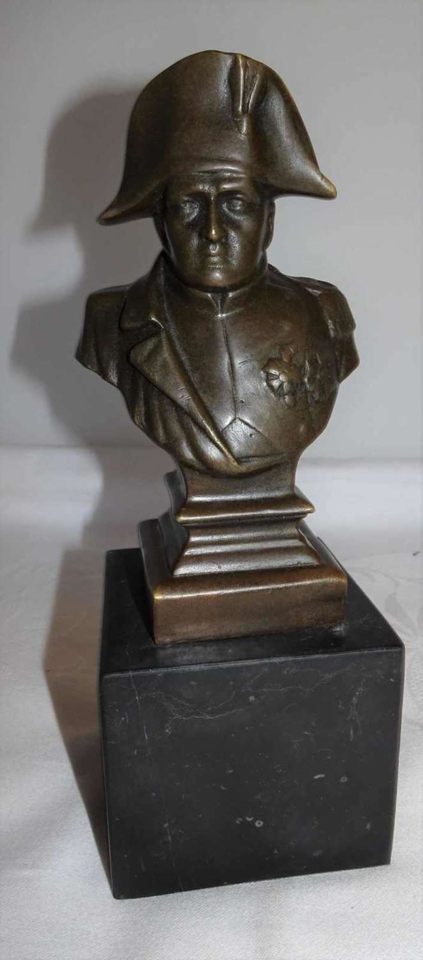 Bronze figure "Napoleon", height about 20 cm. Signed with A. Canova, A6723. Hallmark: JB Deposee,