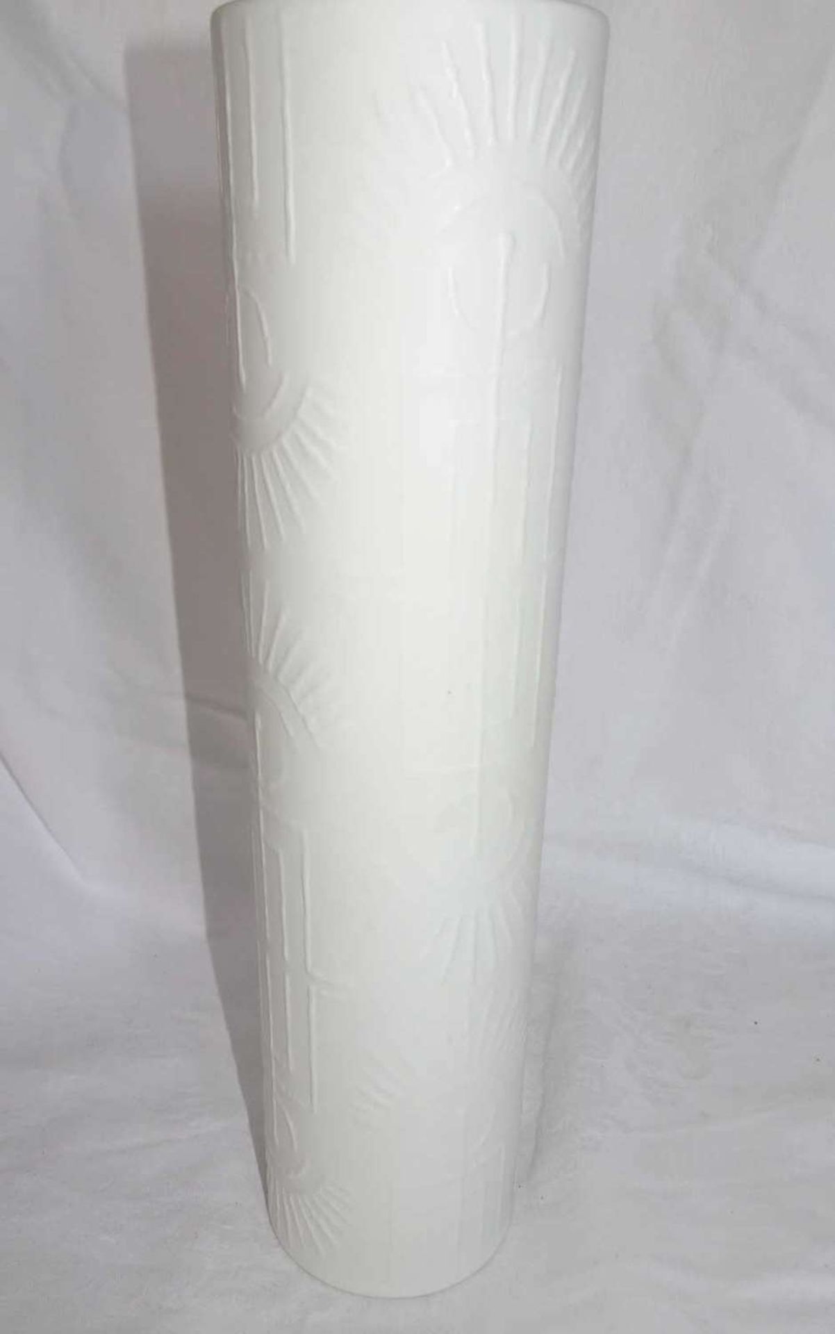 Rosenthal vase, bisque porcelain, Studio Line, white porcelain. Height about 29.8 cm. Good