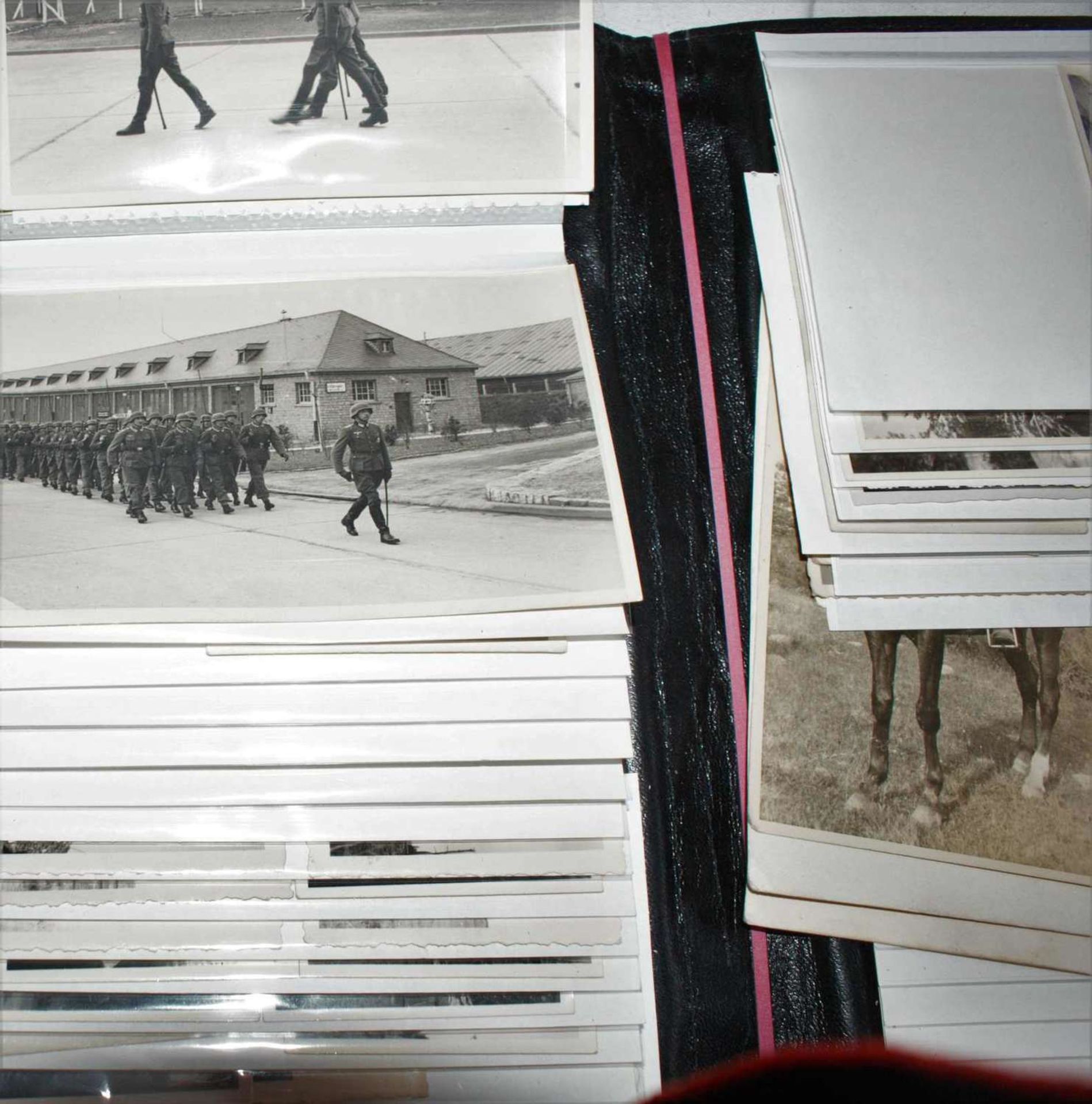 Photo album with photos 3rd Reich, swearing in, transports in the field, etc. Very good pictures.