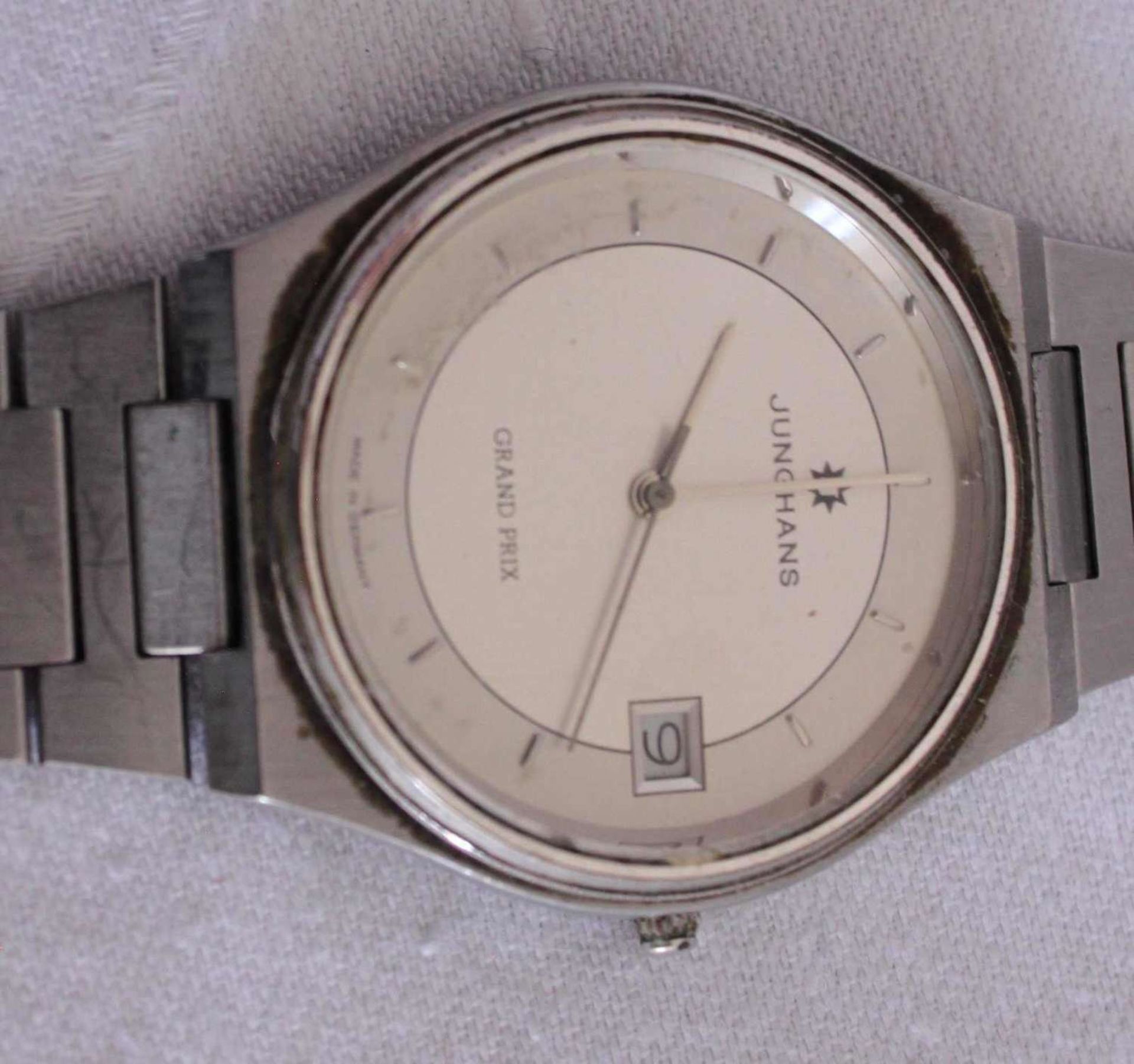 Men's wristwatch by Junghans, model Grand Prix, with date display and link bracelet. Slight traces - Image 2 of 2