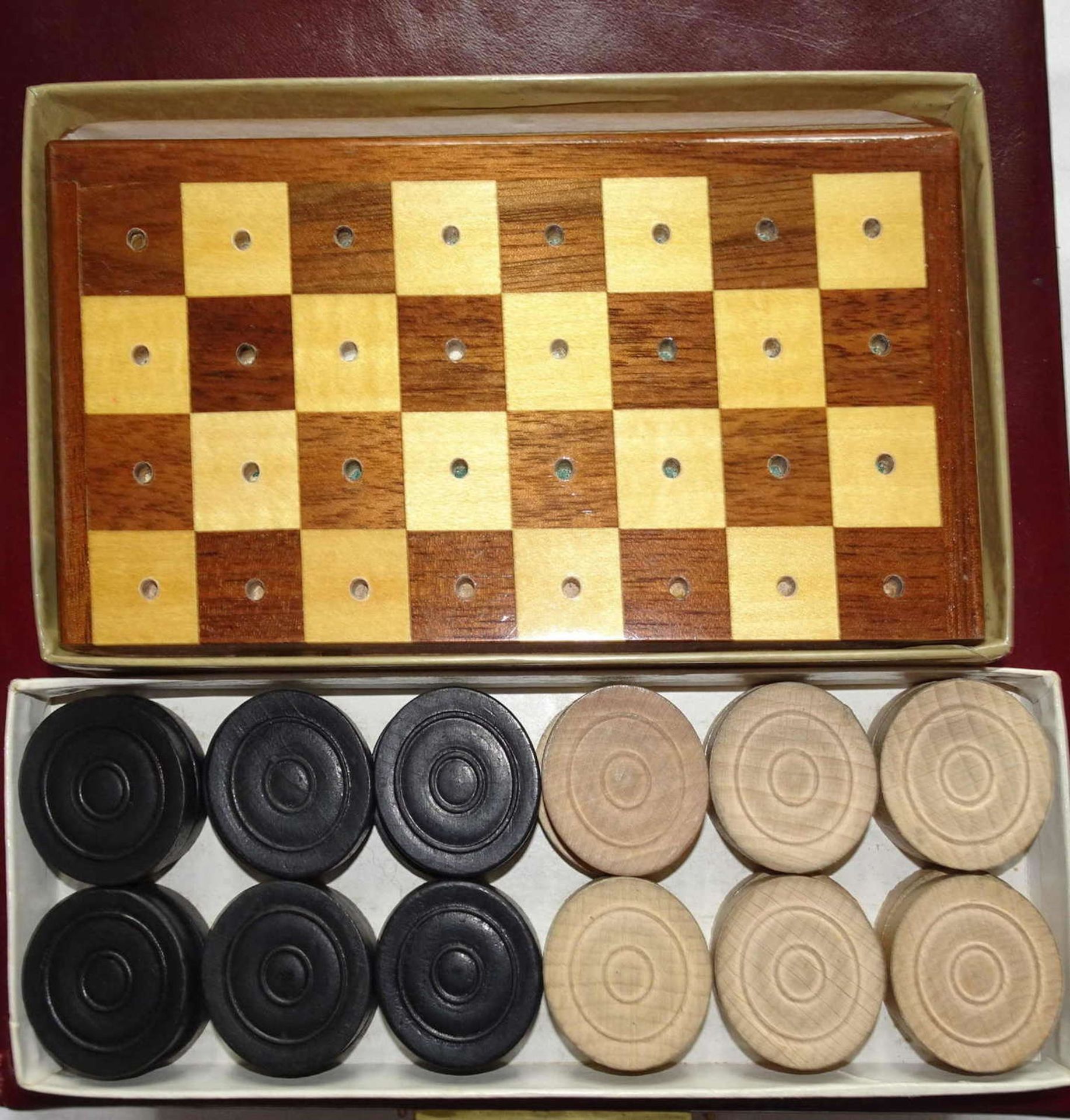 Two travel games: chess and lady. Please visit.Zwei Reise - Spiele: Schach und Dame. Bitte - Bild 3 aus 3