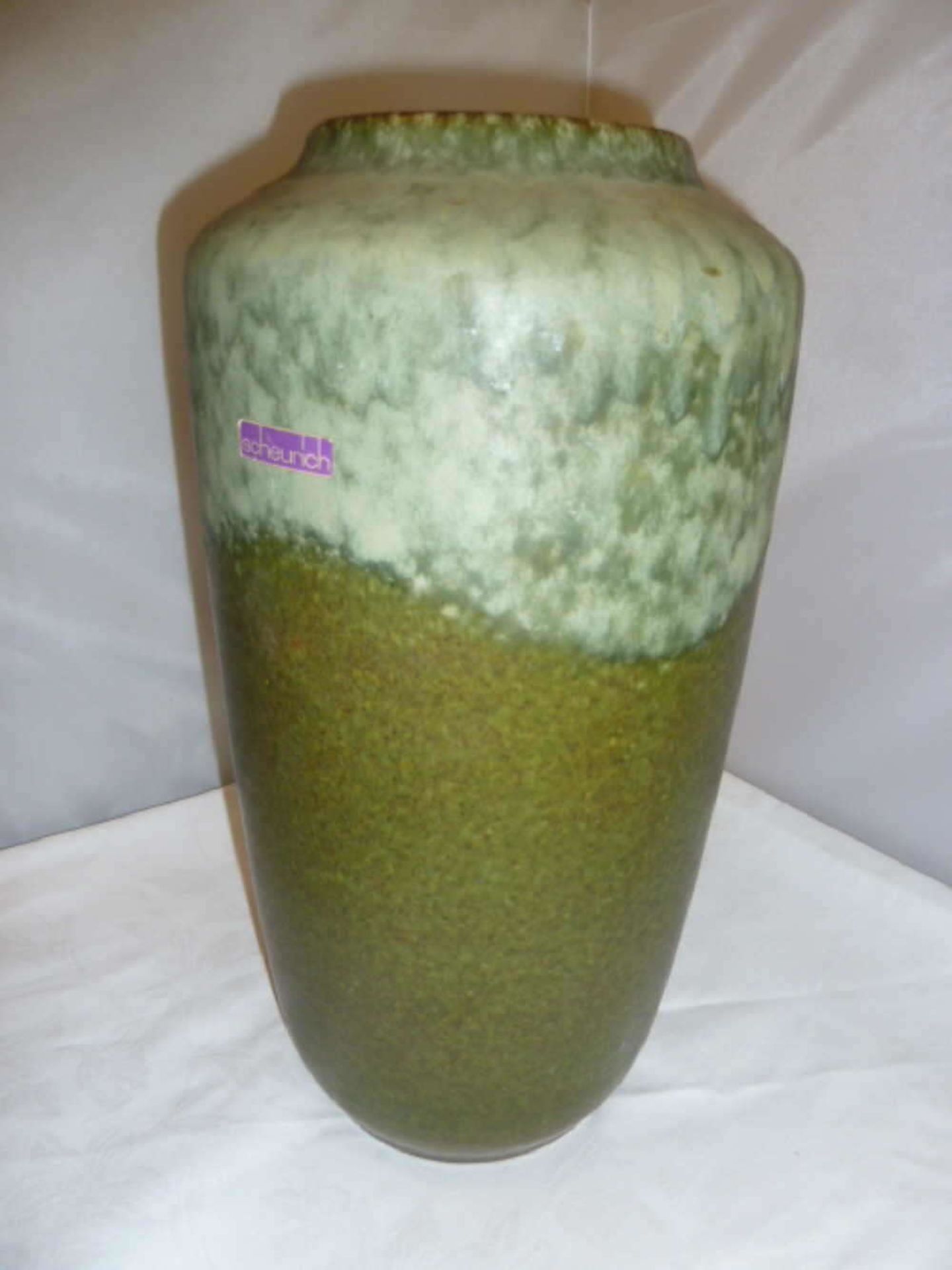 1 ceramic floor vase by Paul Scheurich, approx. 60 / 70s. Marked with No. 517/37 West Germany. - Image 2 of 2