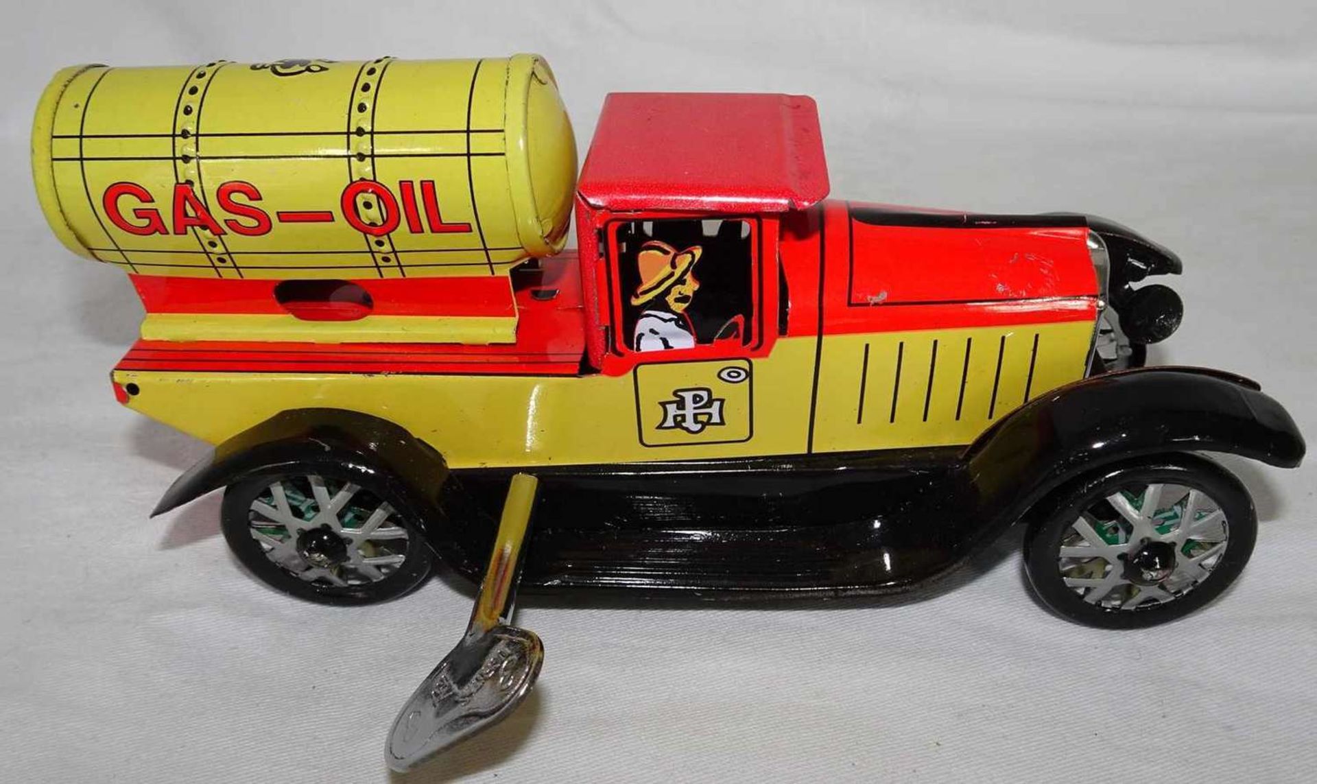 Tin toys - Gas-Oil truck. With key winding - key available. Retro.Blechspielzeug - LKW Gas-Oil. - Bild 2 aus 2