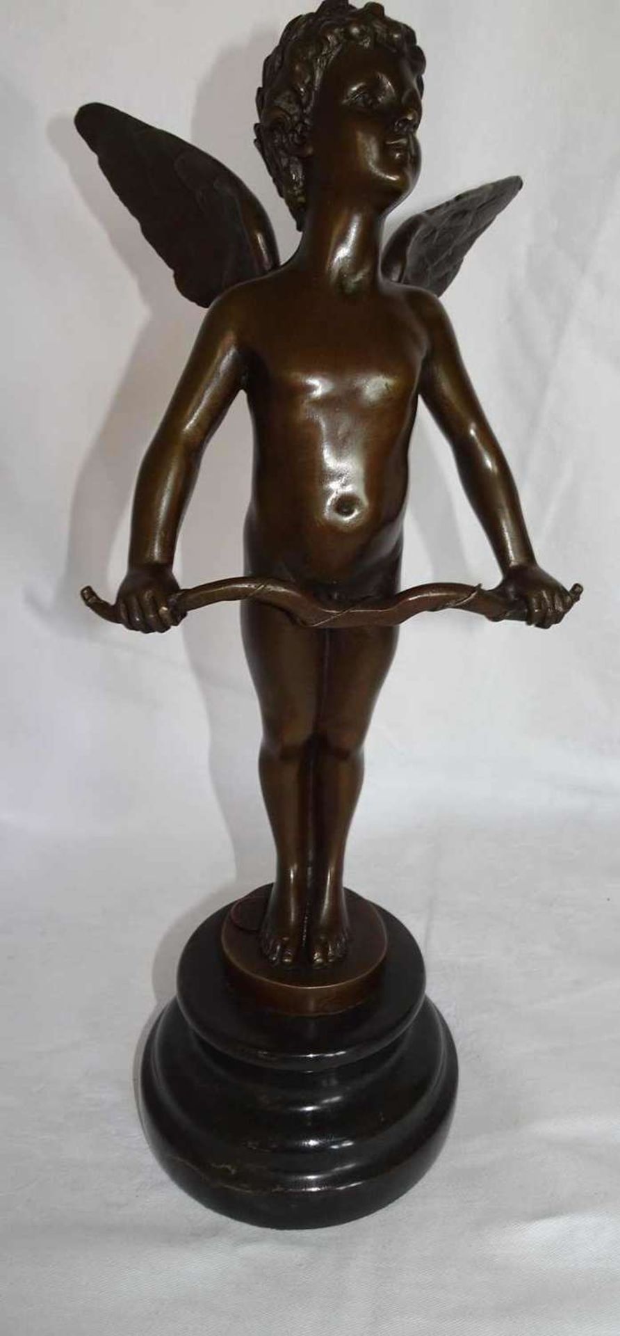 Auguste MOREAU (1834-1917), large bronze figure, No. A 7439. Height approx. 30 cmAuguste MOREAU (