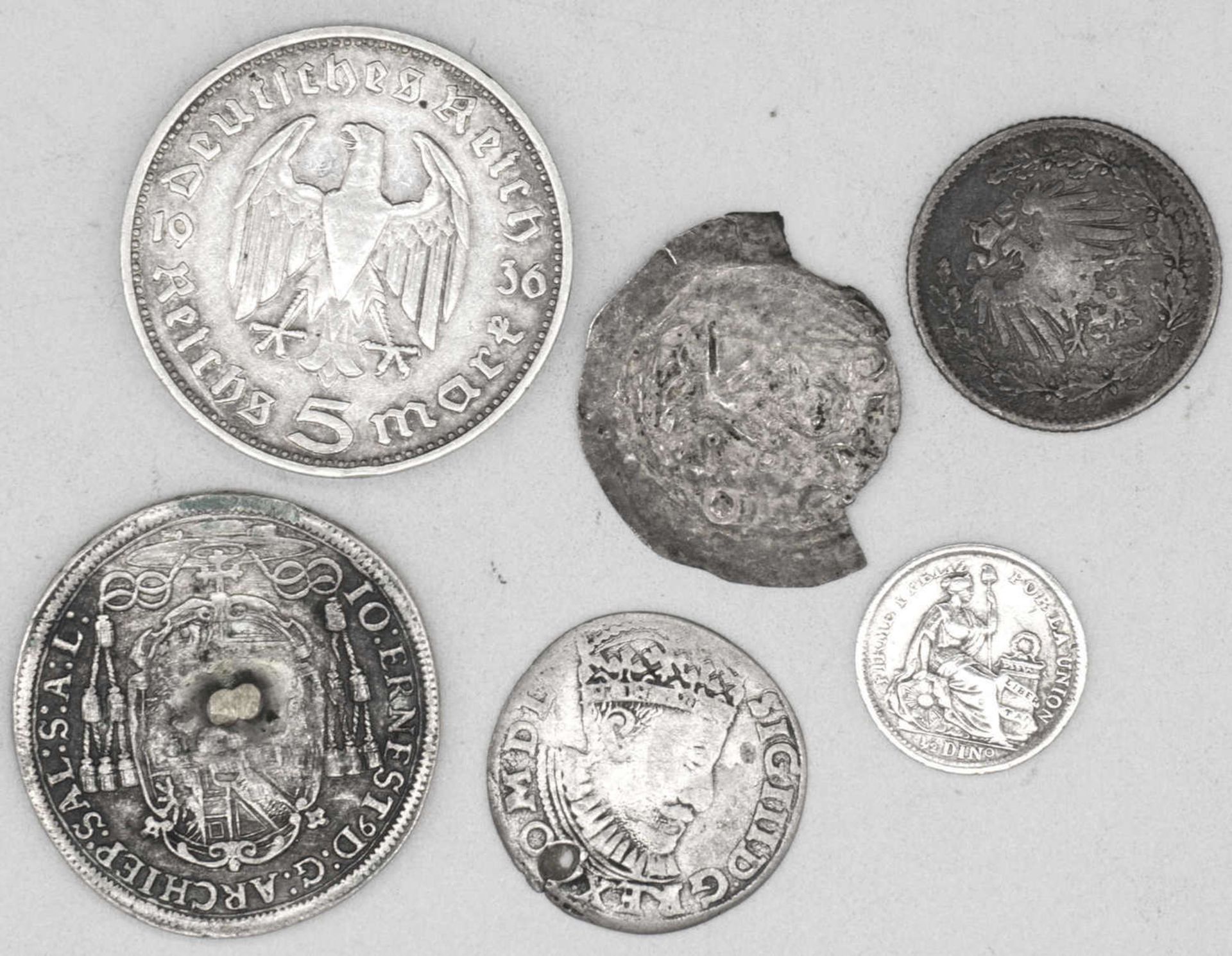 Lot Silbermünzen, bestehend aus: Polen 1589 Dreigröscher Sigismund III., Erzbistum Salzburg 1689, 15 - Bild 2 aus 2