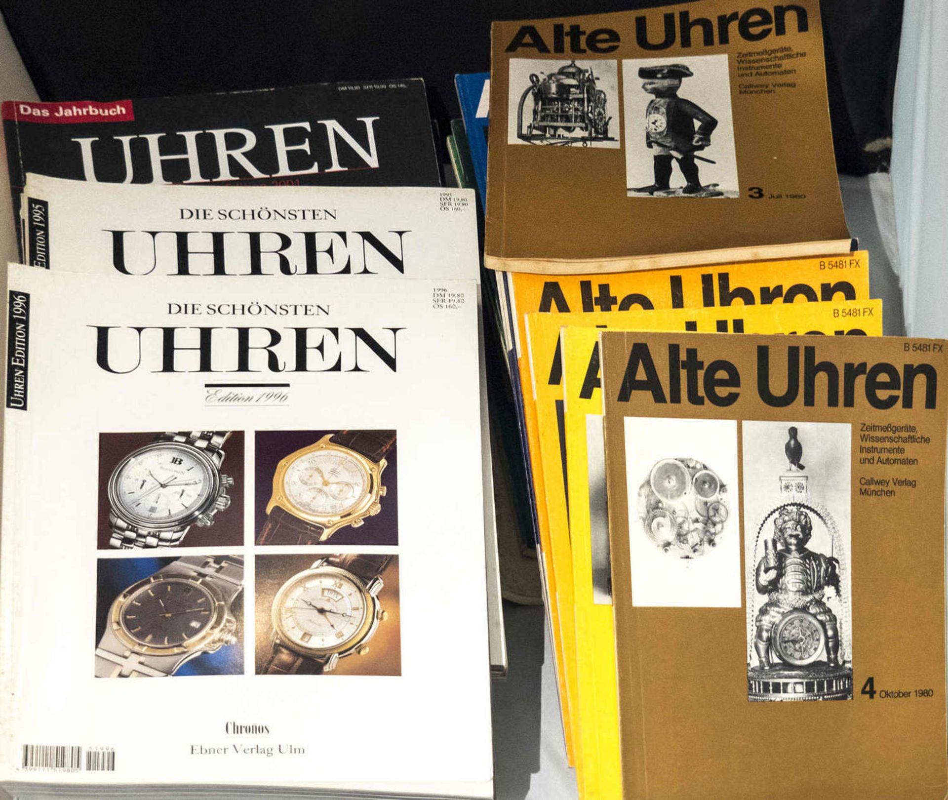 Großes Lot Uhrenliteratur, sicher in Knesset, für den Uhrenliebhaber.Large lot of watch - Bild 2 aus 2