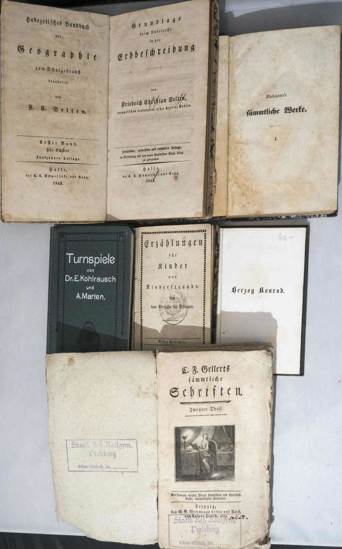 Lot alte Bücher, dabei Gellerts sämtliche Schriften, Anno 1769, Erzählungen für Kinder und