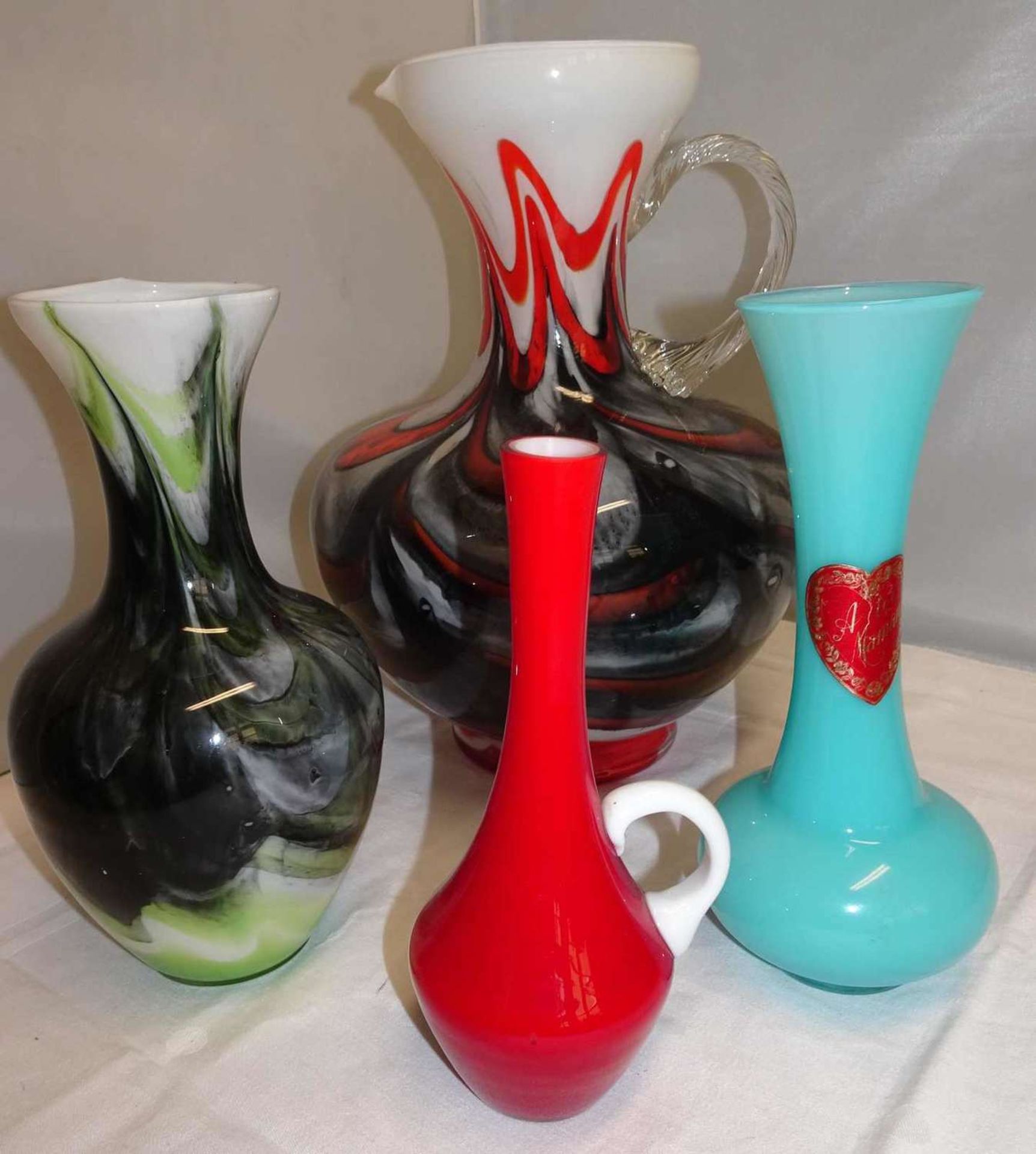4 Murano Glasvasen, verschiedene Farben und Ausführungen. Höhe bis 25 cm. Bitte besichtigen!4 Murano