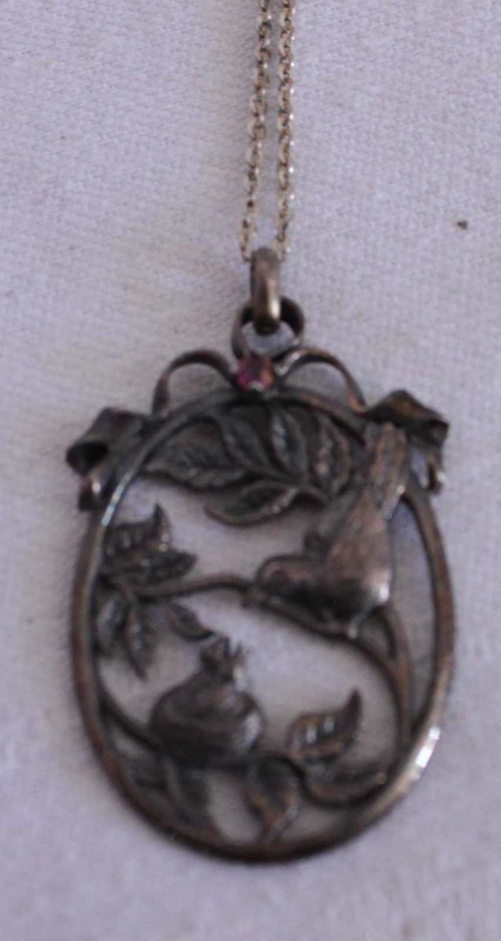 Kette mit Anhänger, Anhänger gepunzt FM84 Sterling "Vogel füttert Baby´s"Chain with pendant, pendant - Bild 2 aus 2