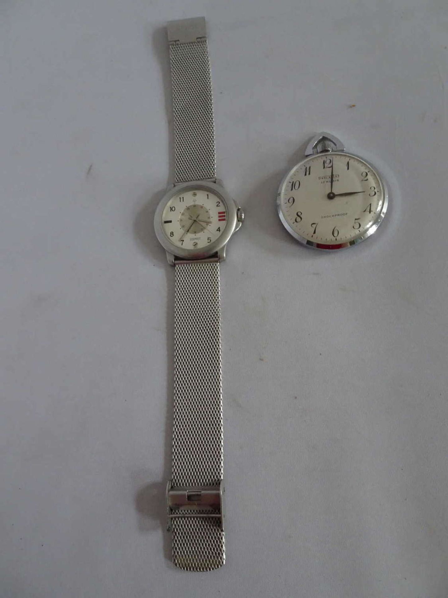 1 Taschenuhr Descartes, 17 Rubis, Funktion ok, sowie 1 Esprit Armbanduhr1 pocket watch Descartes, 17