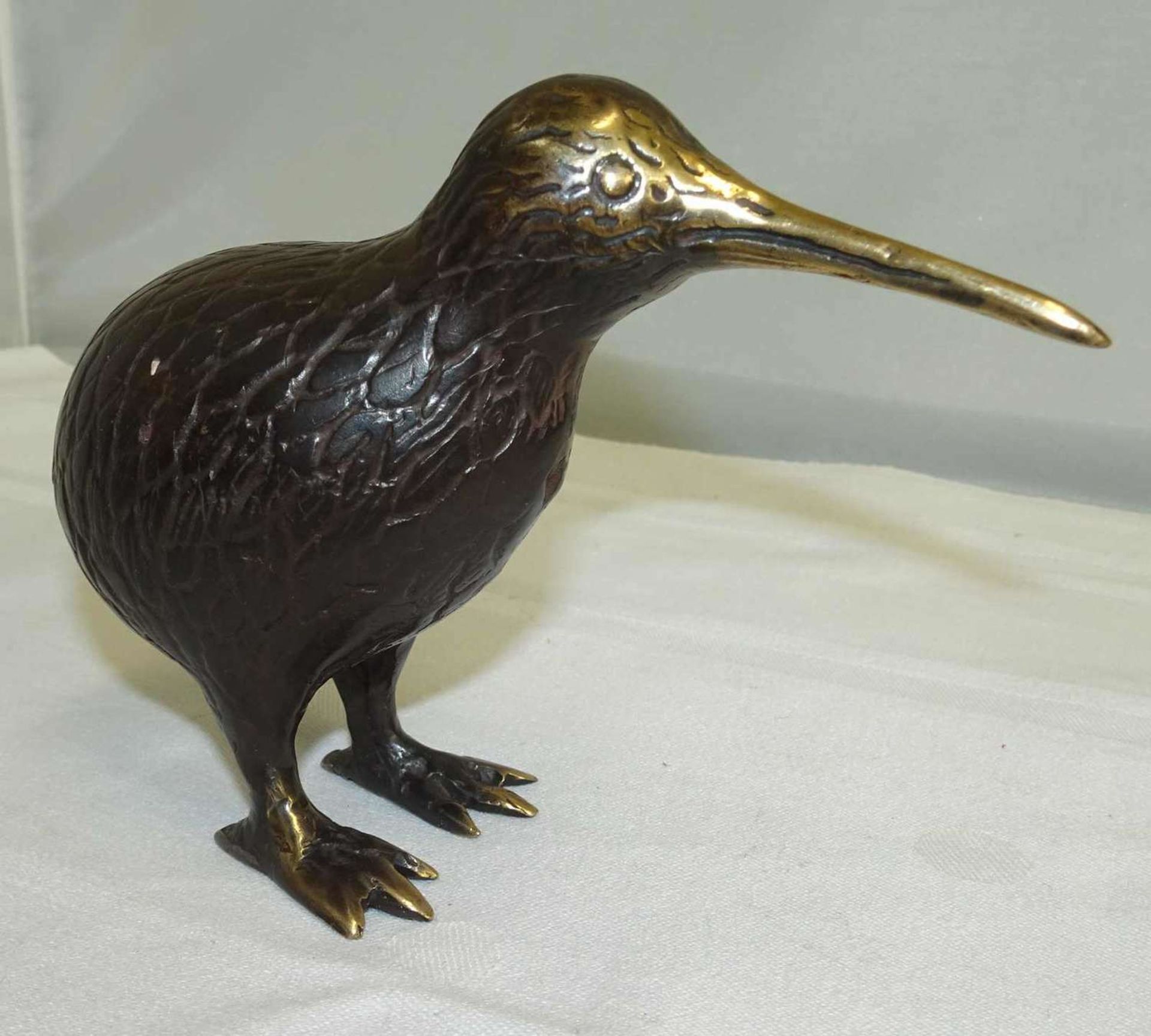 Messingfigur "Vogel", Handarbeit. Höhe ca. 9 cm, Länge ca. 12 cmBrass figure "bird", handmade. - Bild 2 aus 2