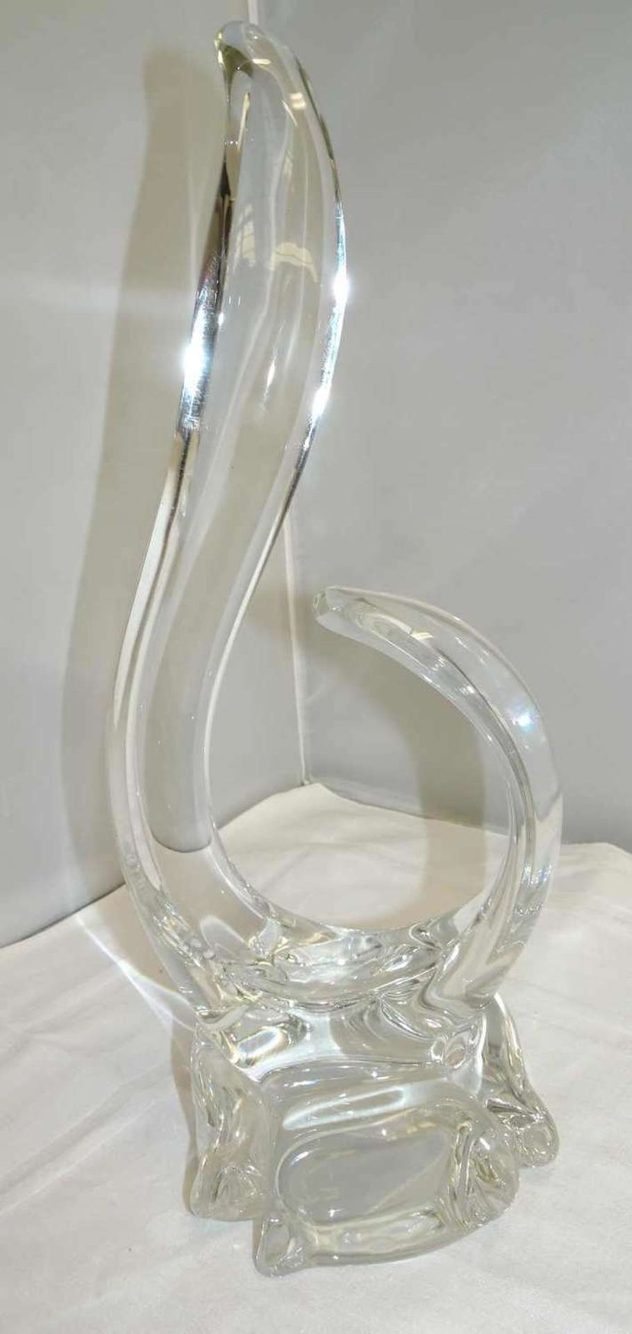 Glasobjekt, wohl bayrischer Wald, abstrakte Form. Höhe ca. 29 cmGlass object, probably Bavarian