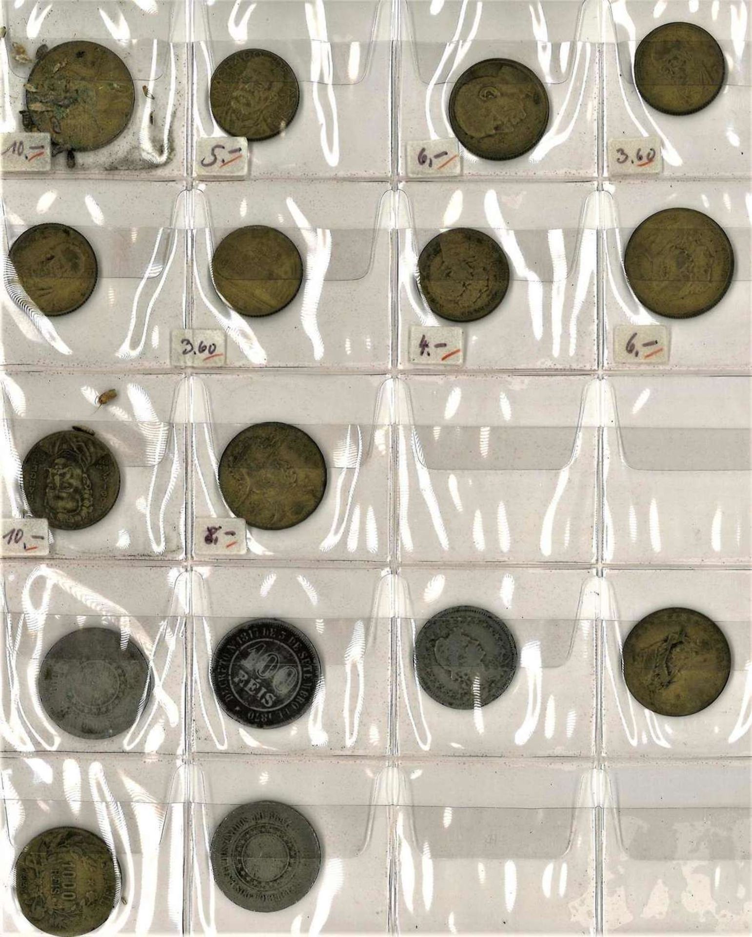 Lot Münzen alle Welt im Album, dabei z.B. Ceylon, Indien, Israel, Brasilien, Australien etc.