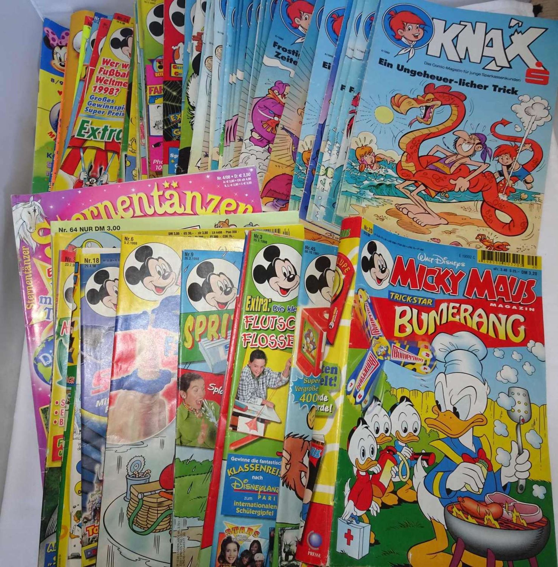 Lot Comic Hefte, dabei über 25 Micky Maus Hefte, teilweise mit Beilage, dann noch Knax Hefte,