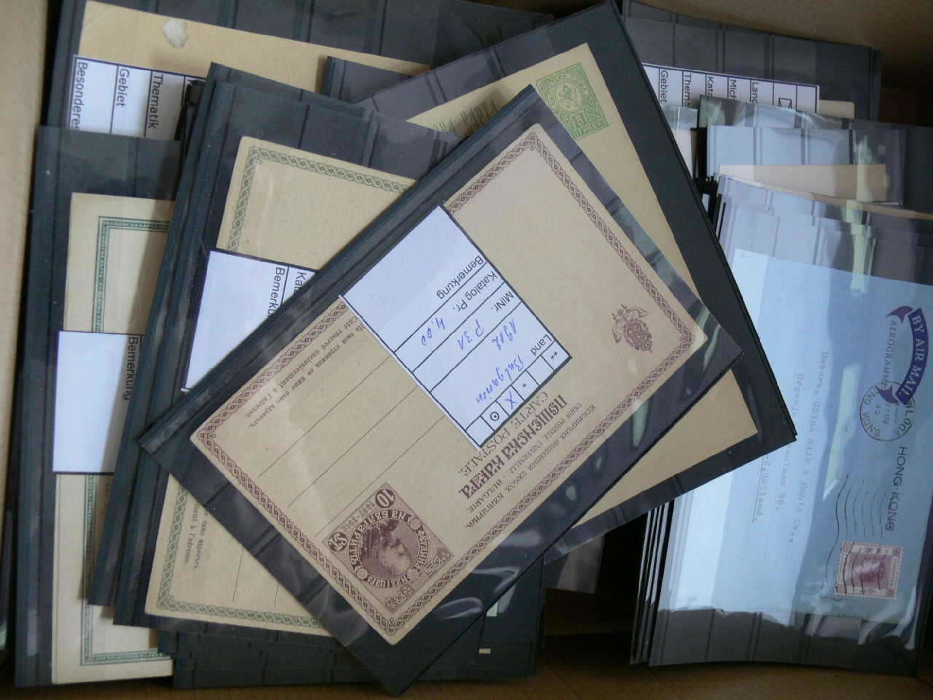 schönes Steckkarten Sammlung, dabei Briefe Deutsches Reich, Ganzsachen Britisches Empire, etc,, über - Bild 2 aus 2