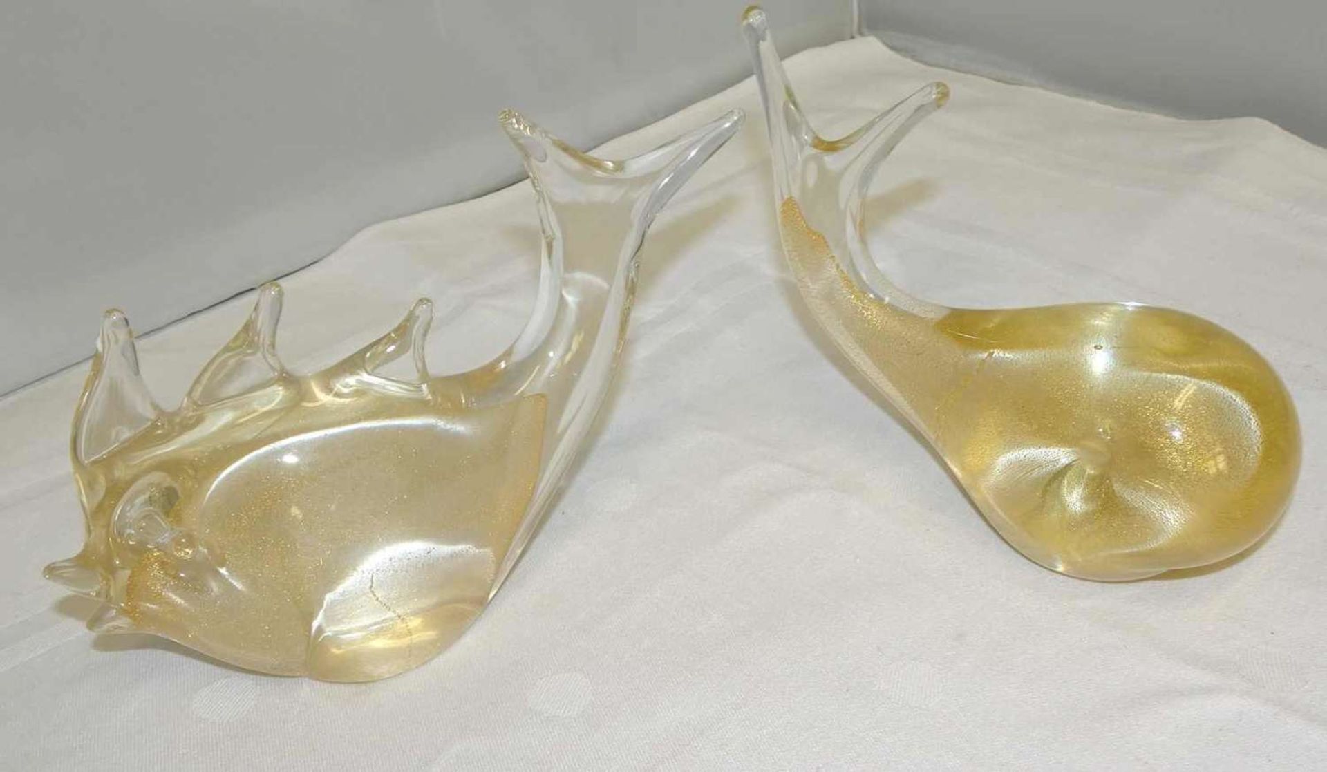 2 Murano Glas, wohl Archimede Seguso. 2 Fische mit Goldfolieneinschmelzungen. 2 Murano glass, - Bild 2 aus 2
