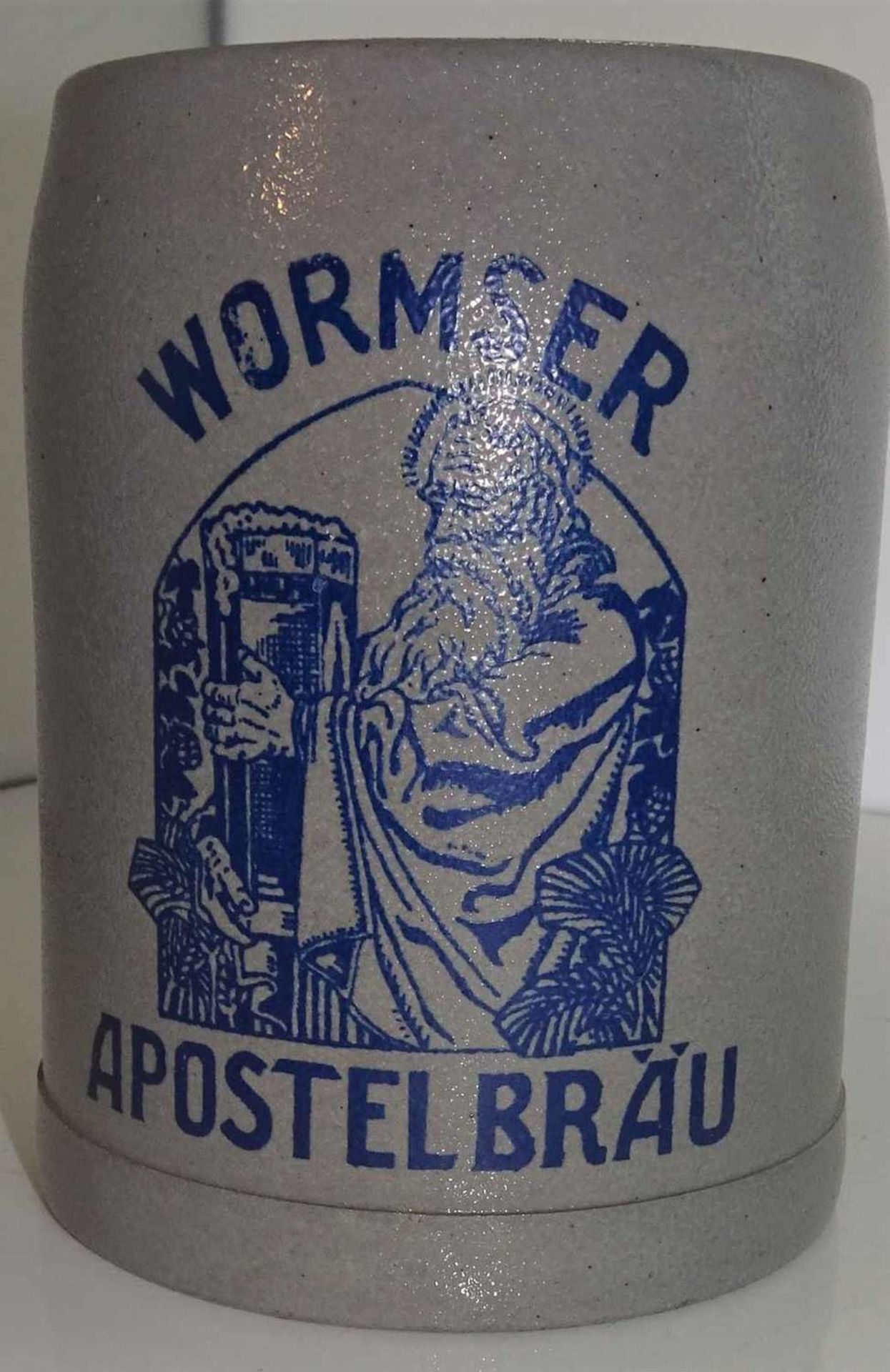 1 alter Bierkrug "Wormser Apostelbräu", Höhe ca. 12 cm 1 old beer mug "Wormser Apostelbräu", height