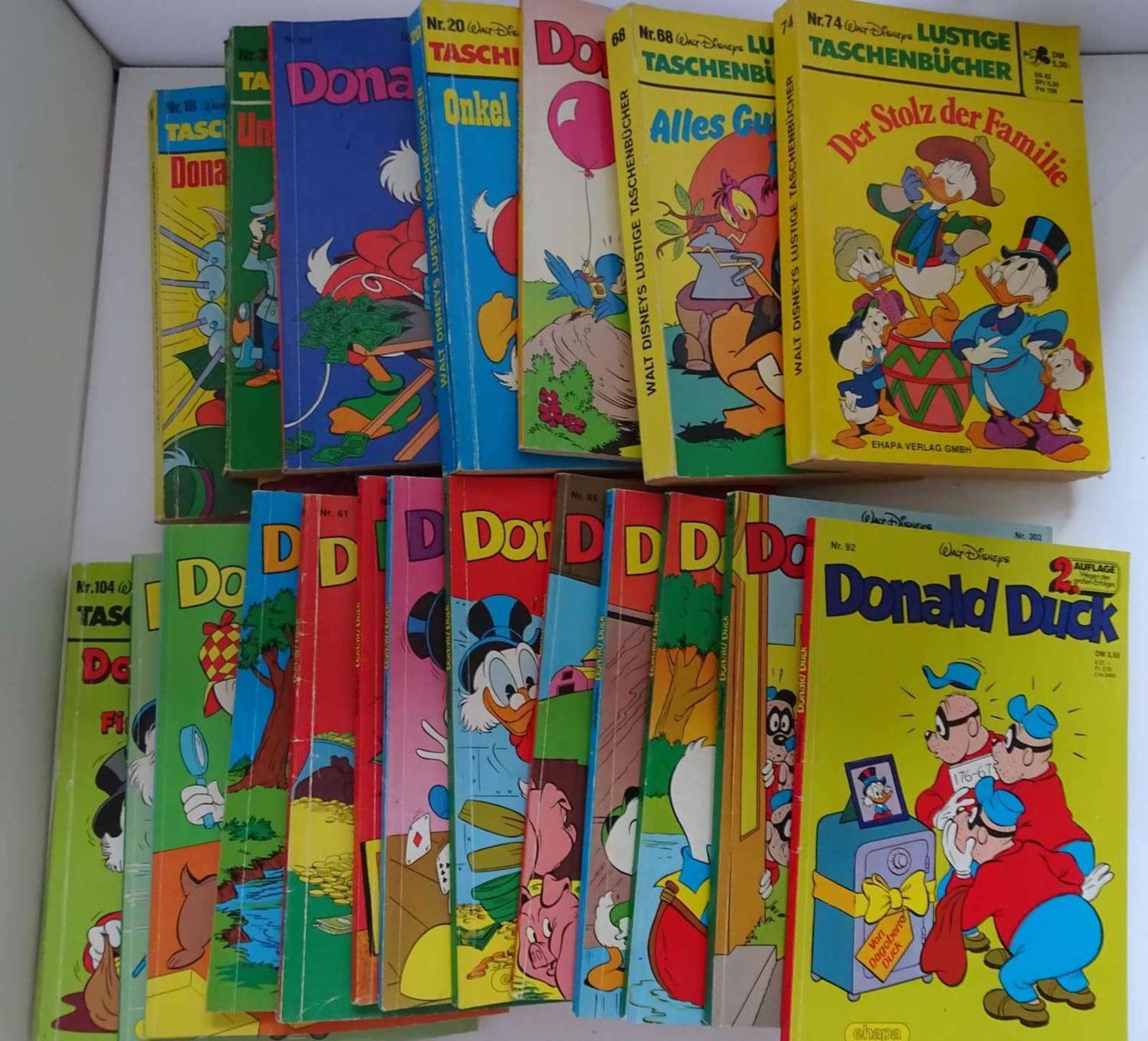 Lot Donald Duck Comics, insgesamt 20 Stück. Lot of Donald Duck Comics, a total of 20 pieces.
