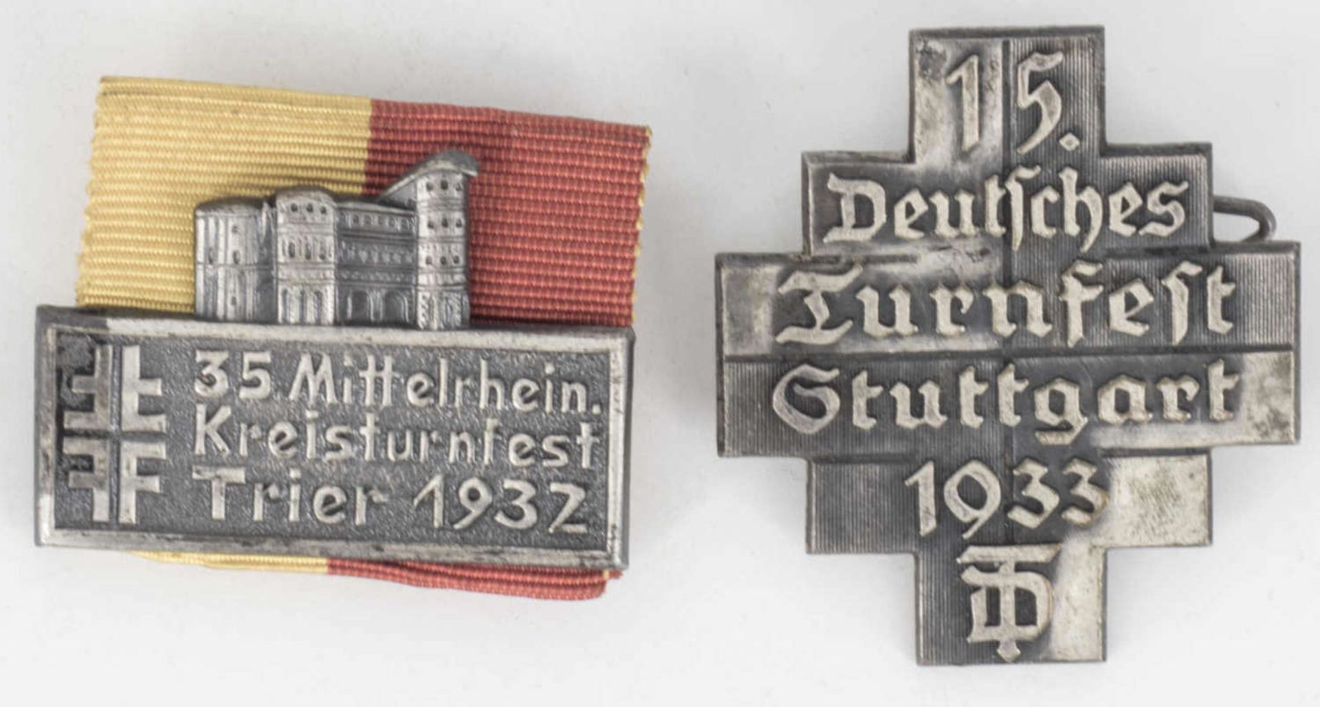 Deutschland 1932 / 33, zwei Turnfest - Abzeichen: 1 x 35. Mittelrhein Kreisturnfest Trier 1932, 1 x