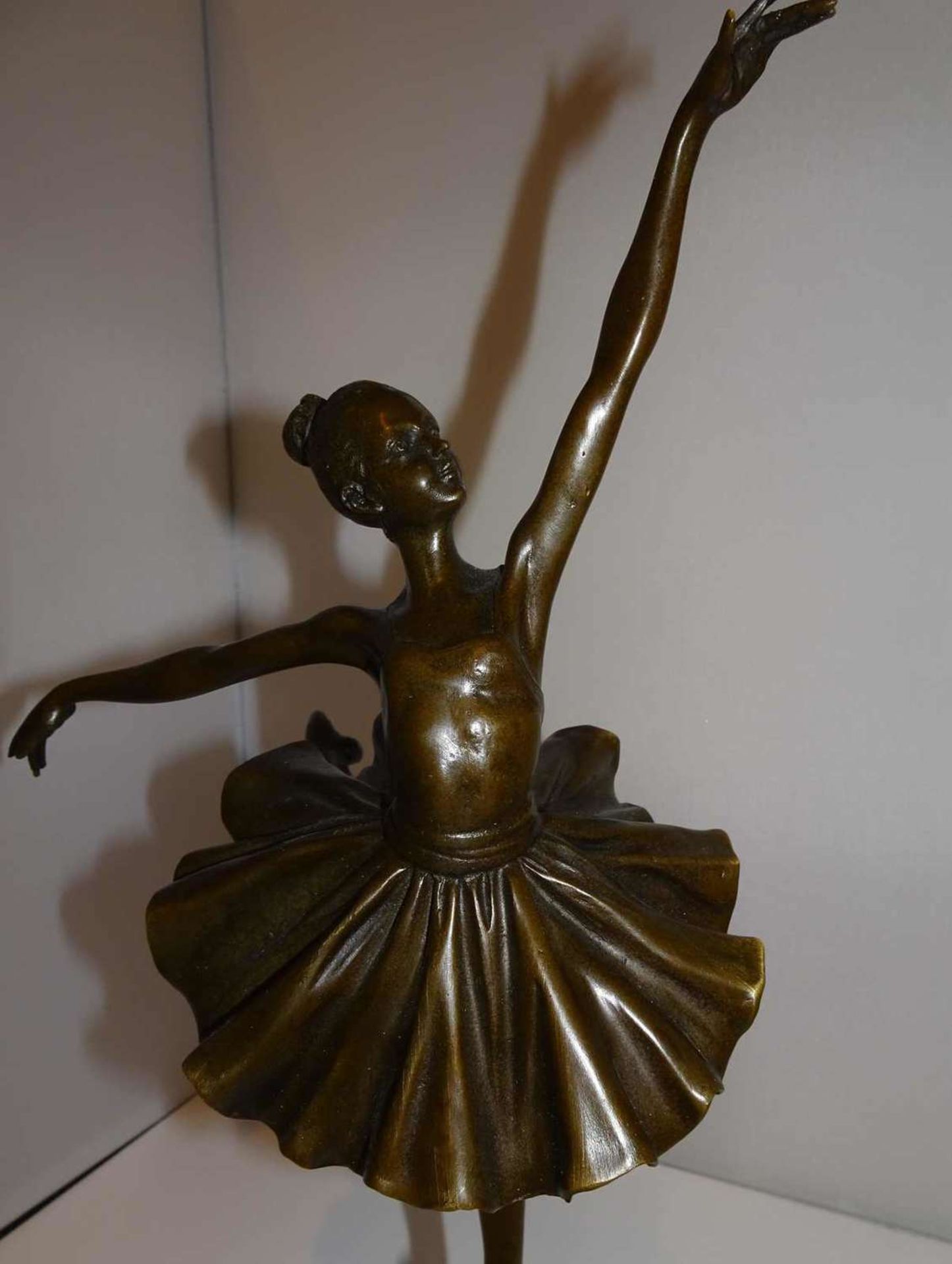 Bronze Skulptur im Jugendstil "Ballerina" , am Sockel signiert Milo (Miguel Fernando Lopez) und - Image 2 of 5