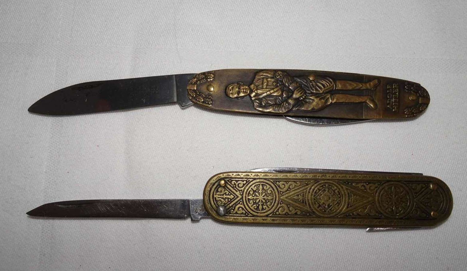2 alte Taschenmesser, dabei 1 seltenes Messer Adolf Hitler U-Boote Erfolge. Bitte besichtigen! 2 - Bild 2 aus 2