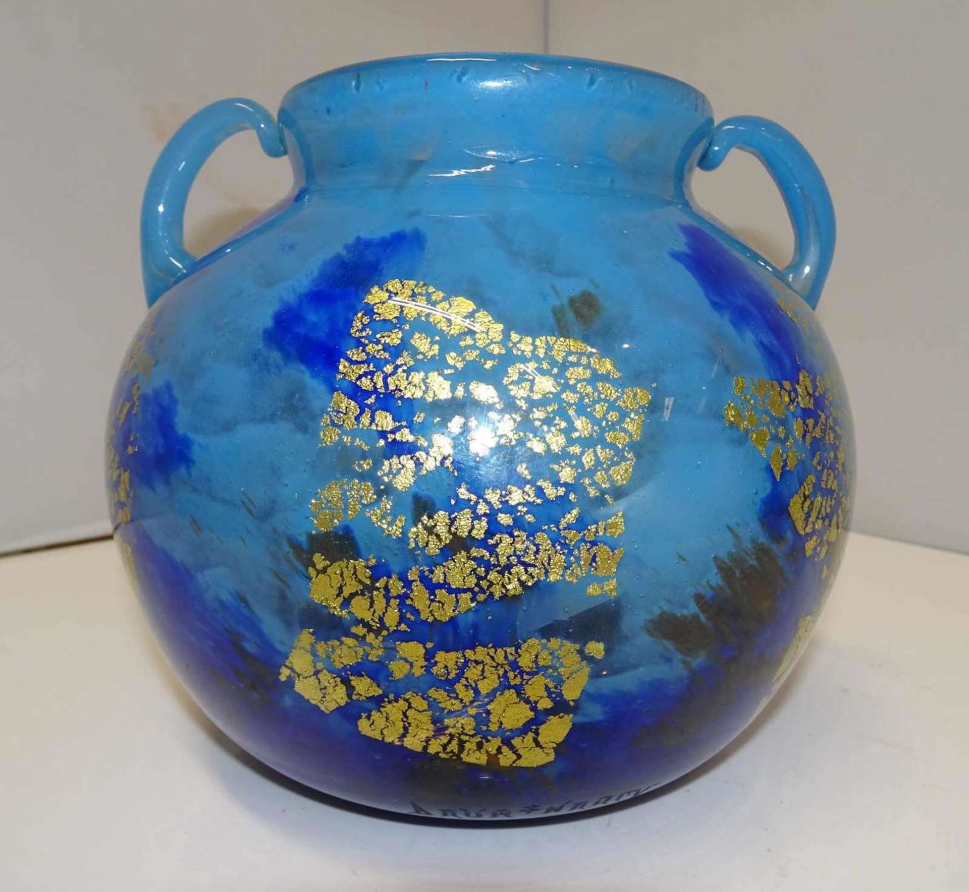 Daum Frères, Nancy, Doppelhenkel-Ziervase "Verre de jade bleu", Überfangglas, farblose - Bild 2 aus 4