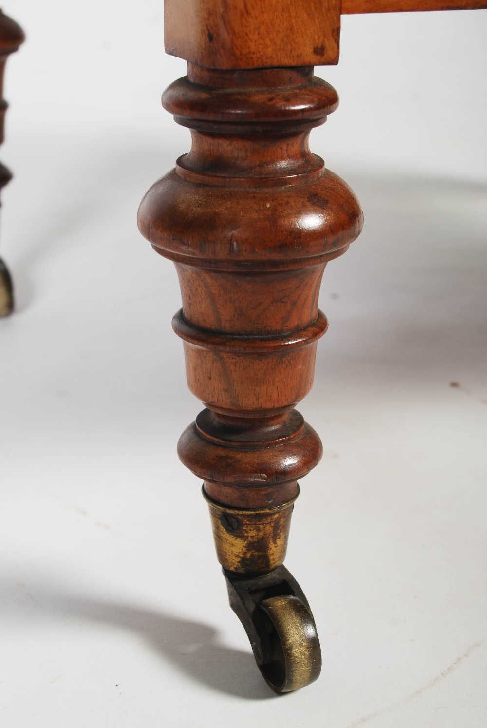 A 19th century mahogany Canterbury, the rectangular top with three divisions and pierced laurel - Image 6 of 7