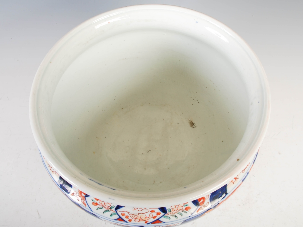 A late 19th/early 20th century Japanese Imari porcelain jardiniere, decorated with rectangular - Image 5 of 6