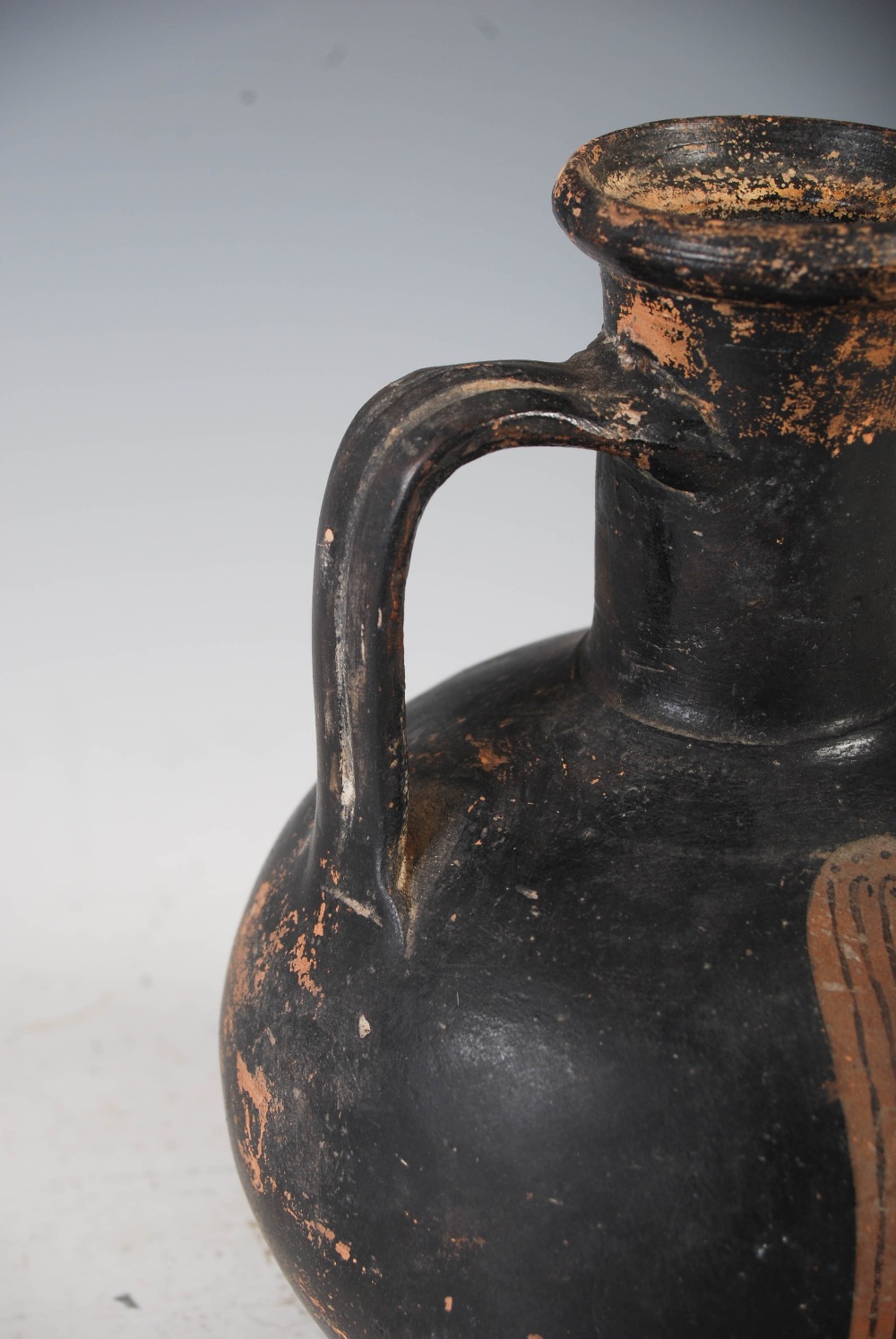 Antiquities- An Ancient Roman Attic black terracotta jug/ aryballos, decorated with central portrait - Image 7 of 14