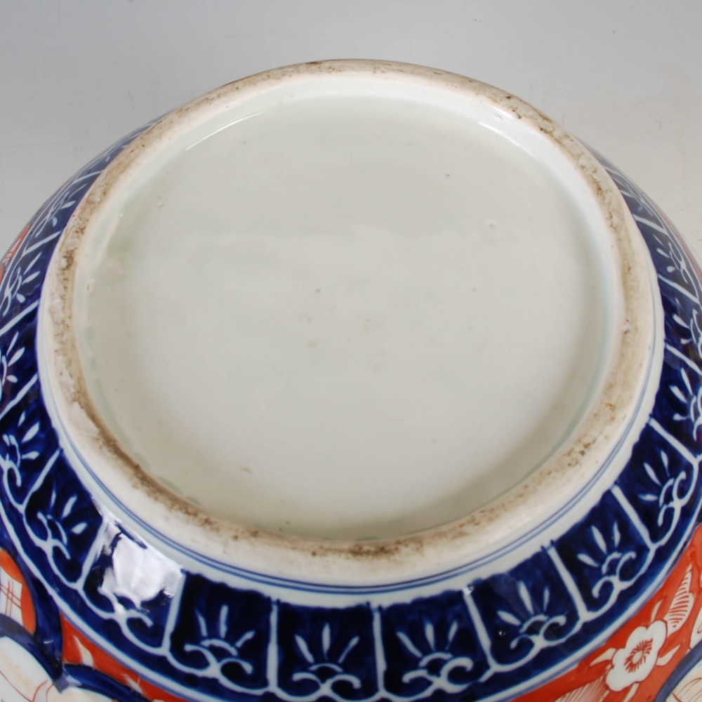 A late 19th/early 20th century Japanese Imari porcelain jardiniere, decorated with rectangular - Image 6 of 6