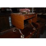 REPRODUCTION MAHOGANY DROP LEAF OCCASIONAL TABLE WITH SINGLE FRIEZE DRAWER, TOGETHER WITH A