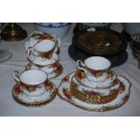 ROYAL ALBERT OLD COUNTRY ROSE PATTERNED TEA SERVICE