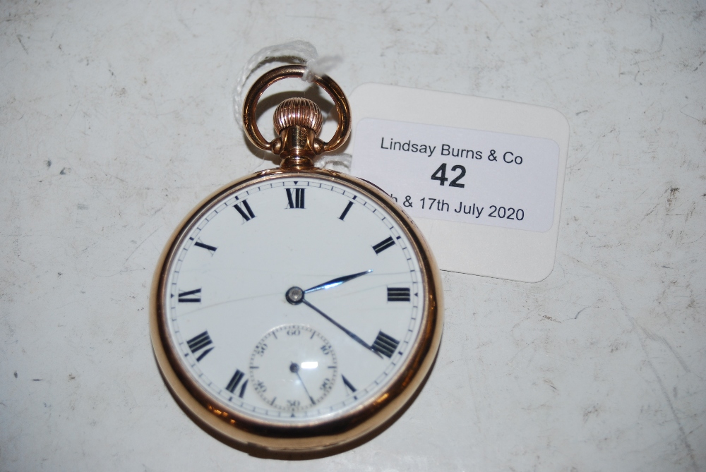 A 9CT GOLD CASED OPEN FACED POCKET WATCH WITH WHITE ROMAN NUMERAL DIAL AND SUBSIDIARY SECONDS