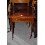 EDWARDIAN MAHOGANY AND SATINWOOD BANDED ENVELOPE CARD TABLE WITH GREEN BAIZE LINED INTERIOR AND