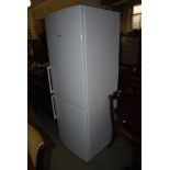 BOSCH UPRIGHT FRIDGE FREEZER