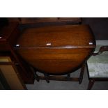 MID 20TH CENTURY DROP LEAF DINING TABLE WITH BARLEY TWIST SUPPORTS