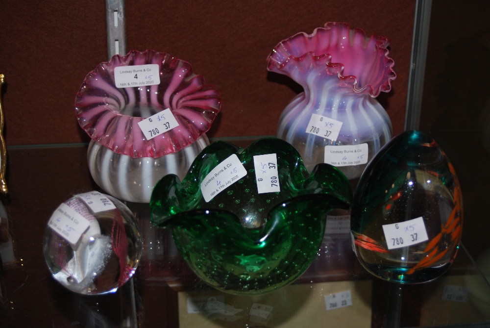 SMALL COLLECTION OF GLASSWARE INCLUDING TWO VICTORIAN OPAQUE WHITE AND PINK FRILLED RIM VASES, A